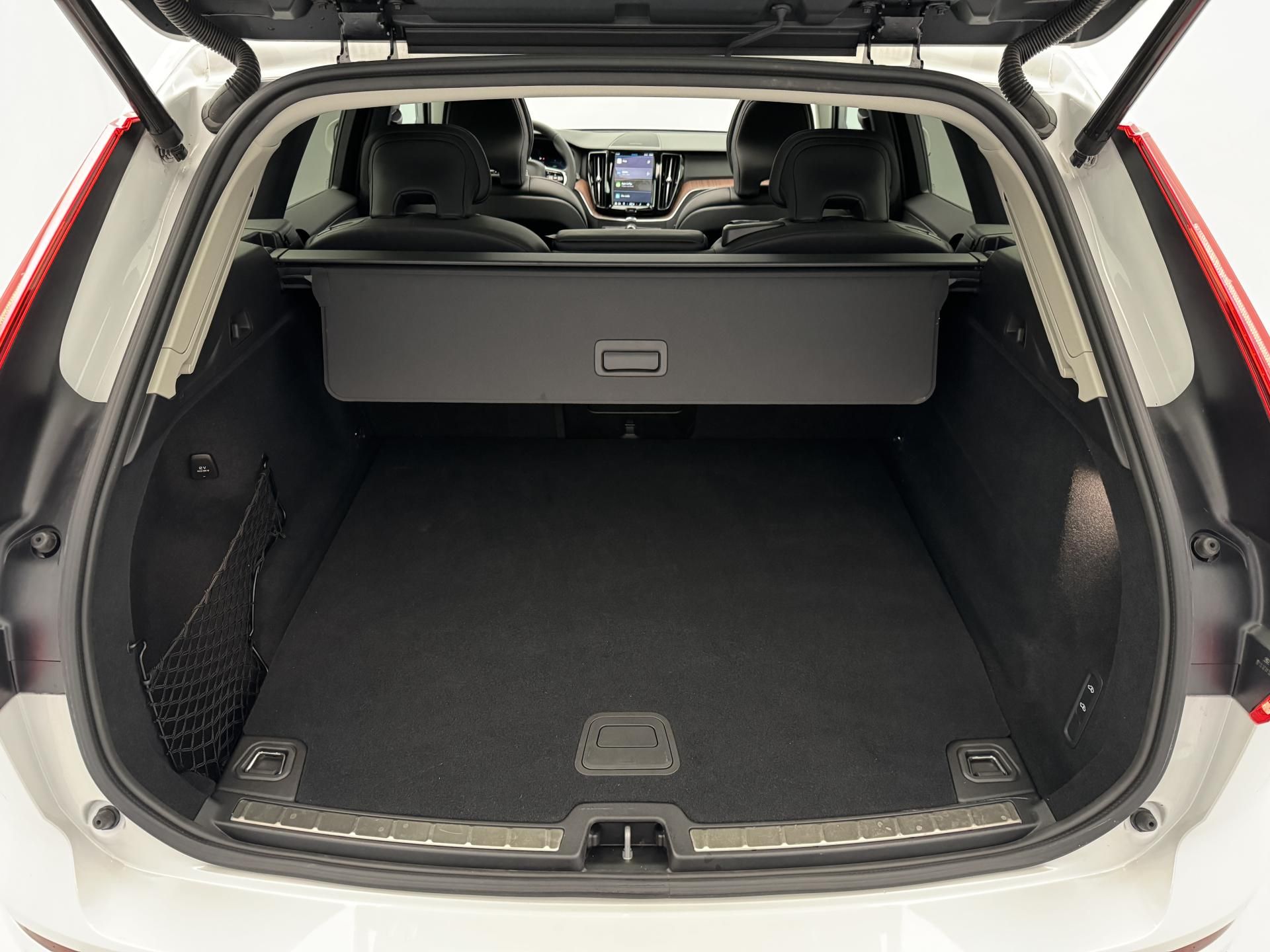 Volvo XC60, T8 AWD RECHARGE BRIGHT PLUS - fotka 6