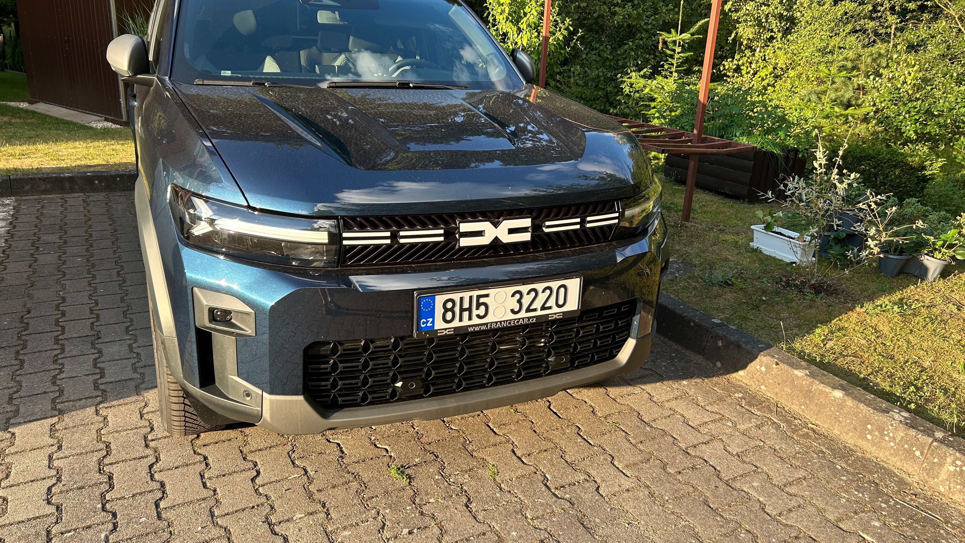 Dacia Bigster, 155 Full Hybrid 1.8 - fotka 2