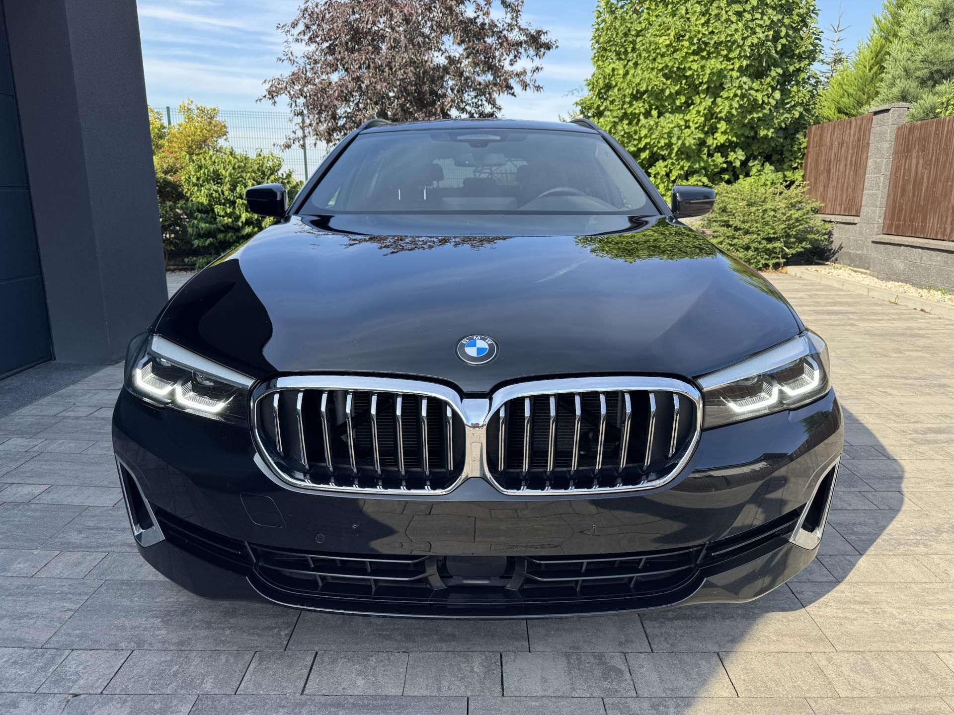 BMW Řada 5, 520xd, Luxury Line, Panorama - fotka 3