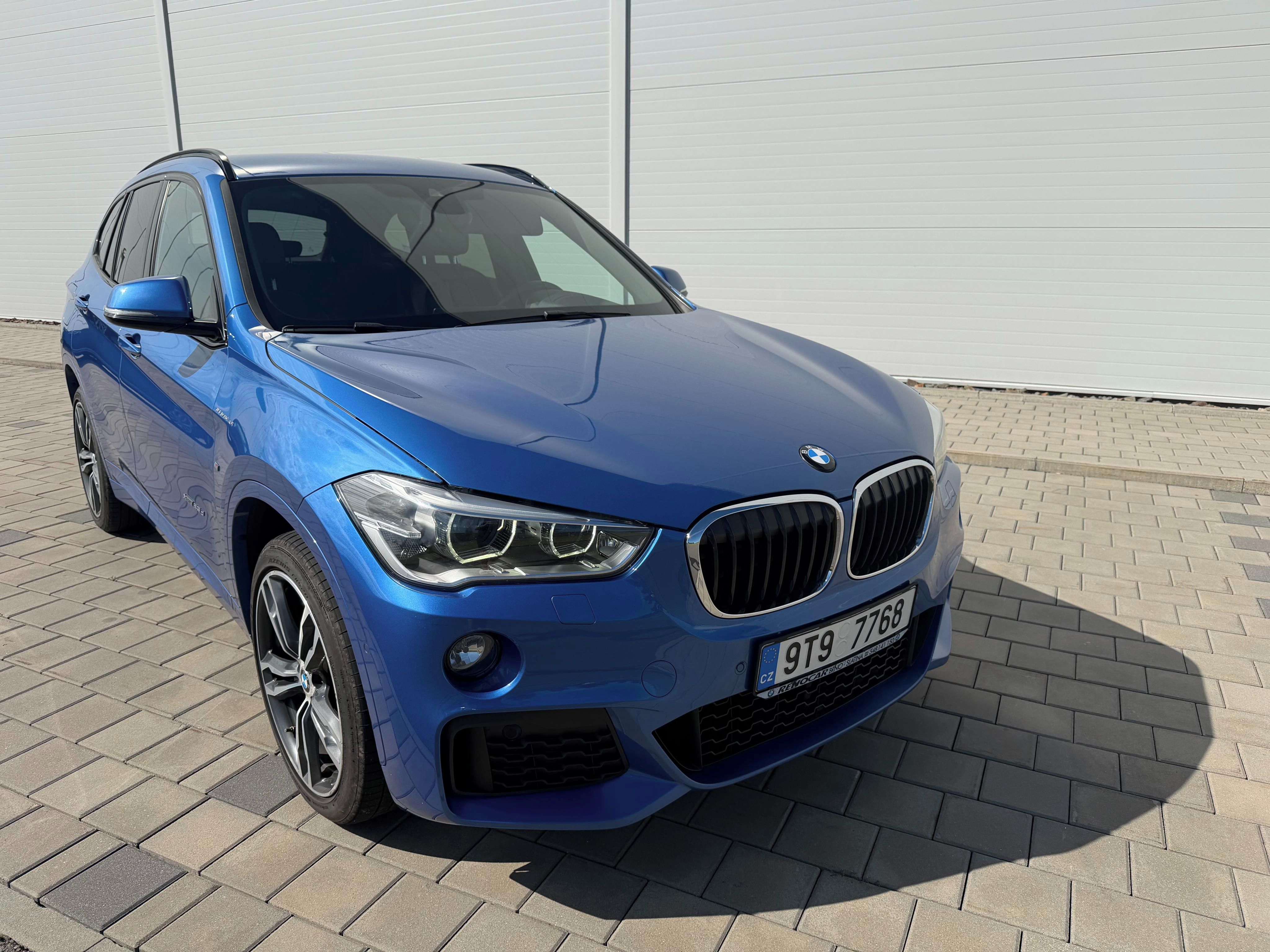 BMW X1, 2.0 TDI - fotka 2