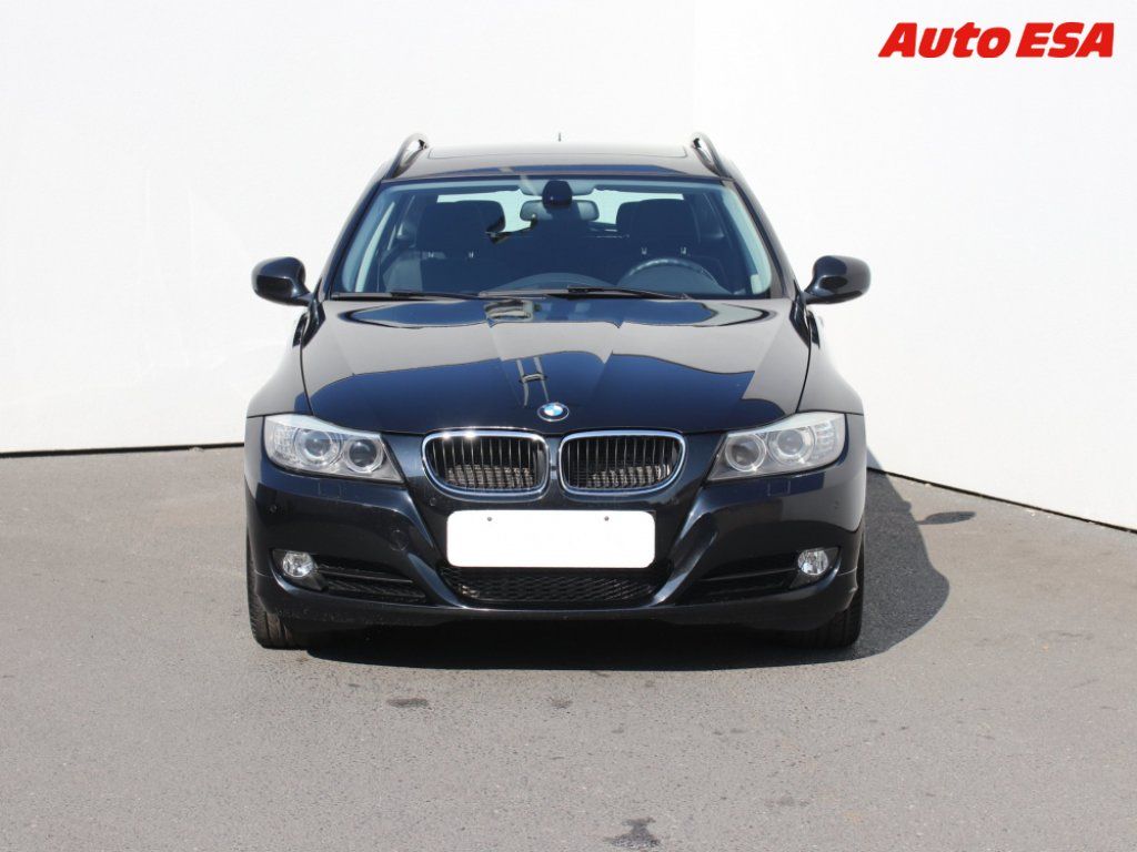 BMW Řada 3, 2.0 D 318d - fotka 2