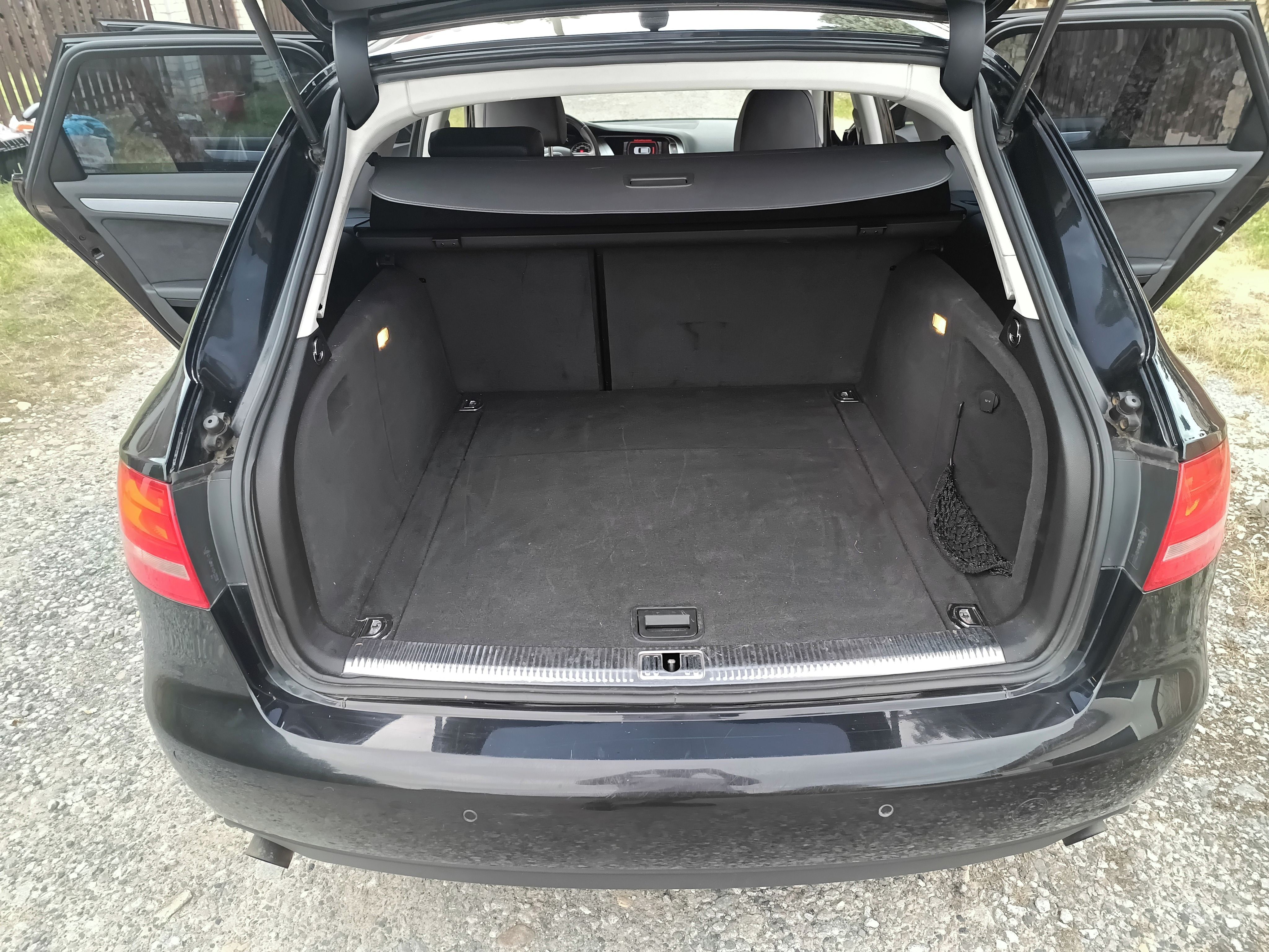 Audi A4, Audi A4 Avant B8 2.0 TFSI 132 - fotka 3