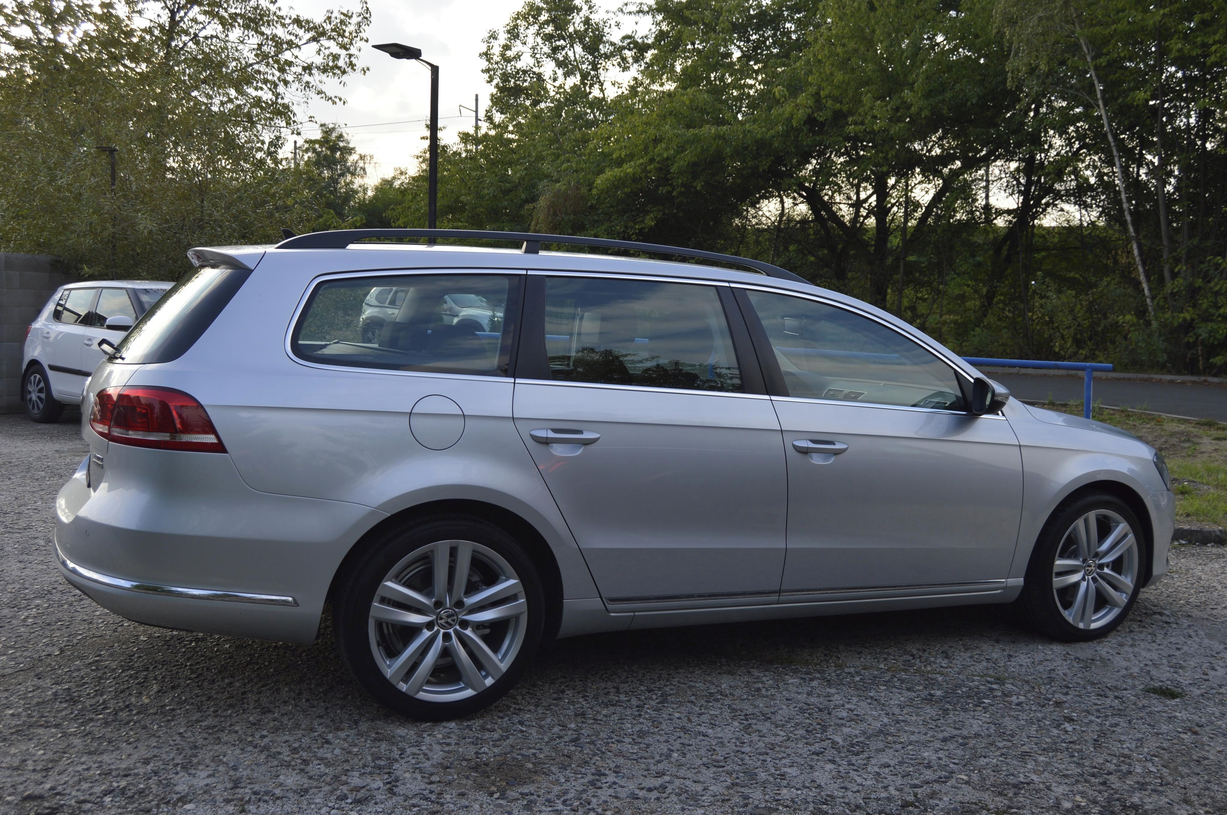 Volkswagen Passat, 2.0 TDI * 1.MAJITEL-SERVIS VW - fotka 2