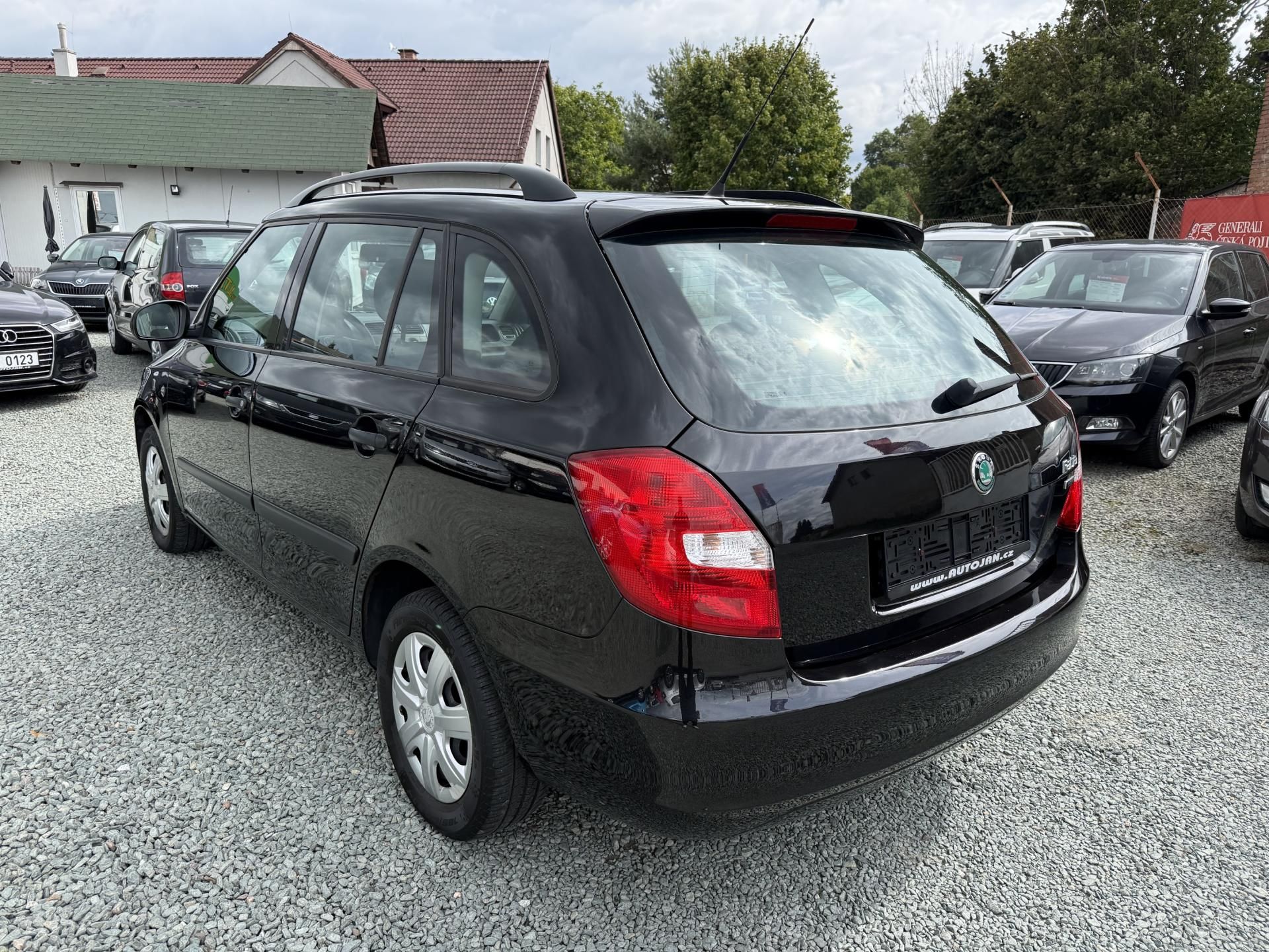 Škoda Fabia, 1.4i KOMBI KLIMA - fotka 4