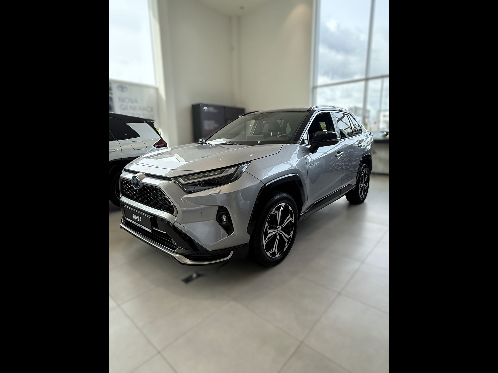 Toyota Rav4, PHEV Selection - fotka 3