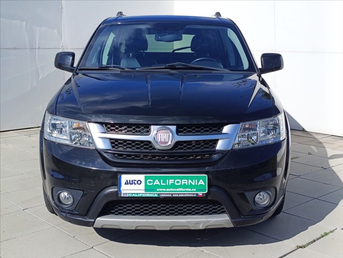 Fiat Freemont, 2,0 MULTIJET 7MÍST AWD AT NAVI - fotka 3
