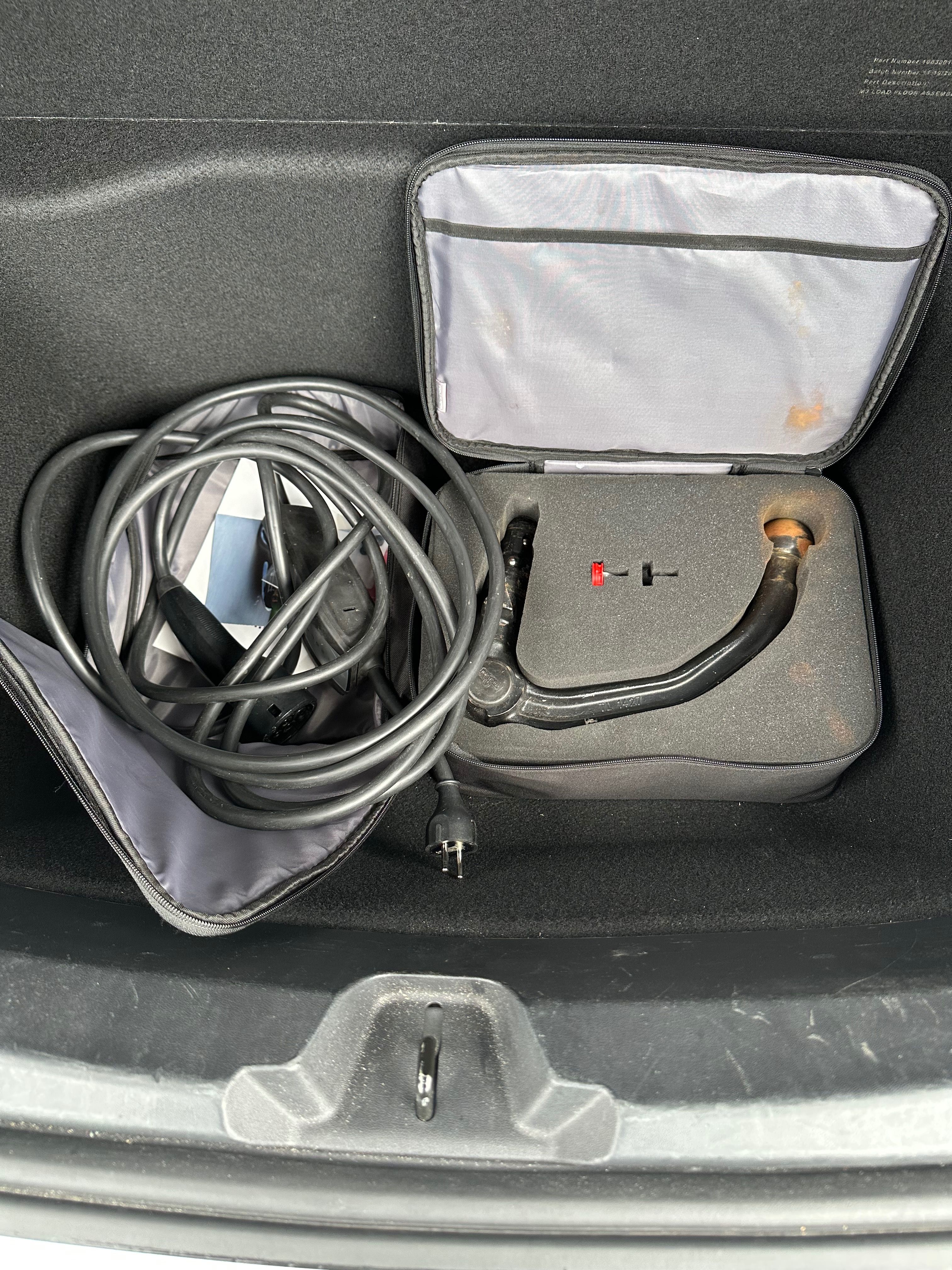 Tesla Model 3, Tesla Model 3 SR plus - fotka 2