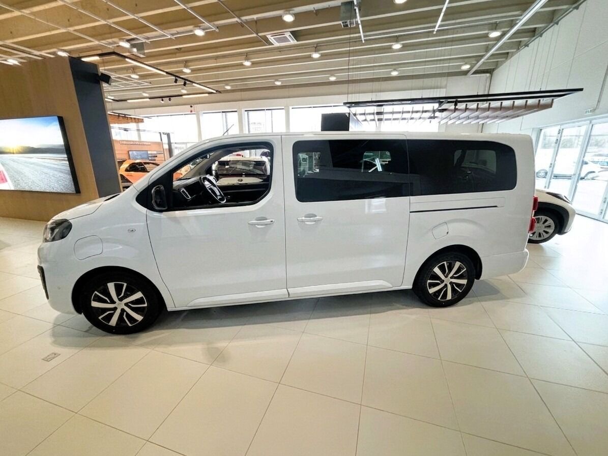 Toyota Proace Verso, 2,2 L2 Business Comfort - fotka 4