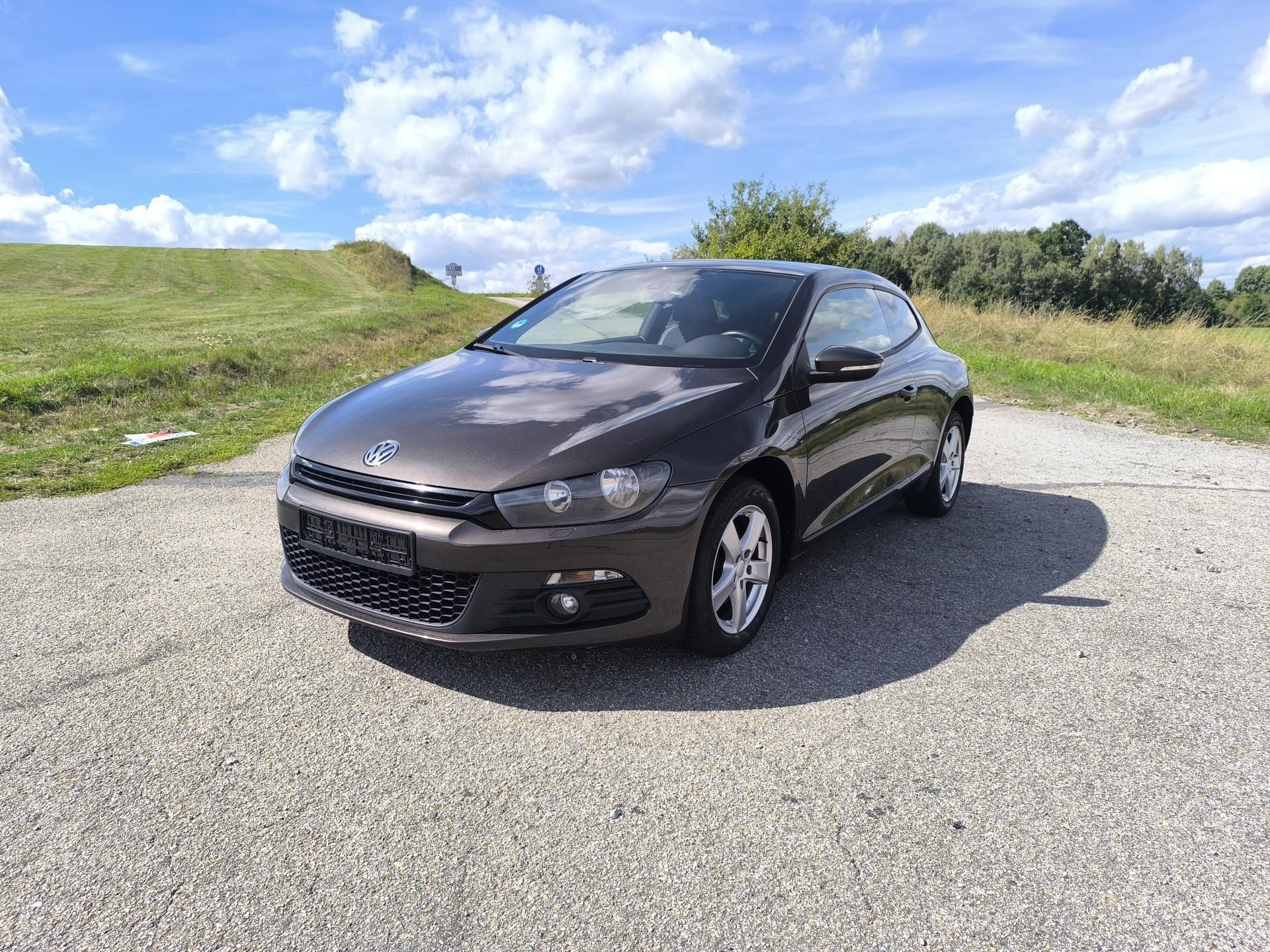 Volkswagen Scirocco, 1,4 BENZÍN,DOLOŽENÉ KM - fotka 4