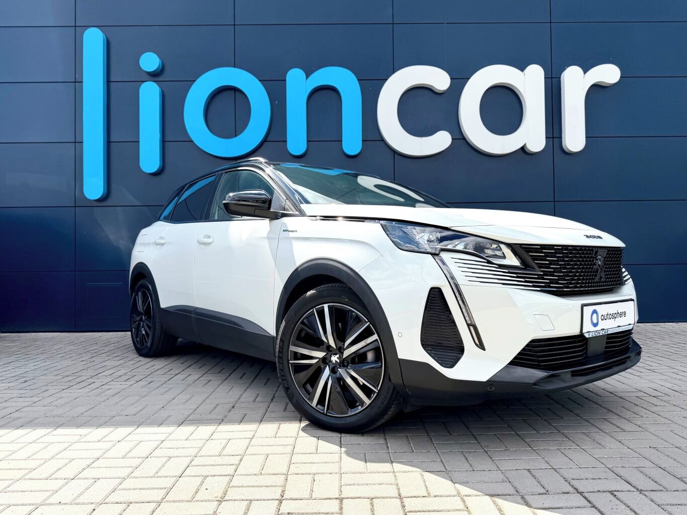 Peugeot 3008, GT 1.6 HYBRID, 4x4, 300koní, Č
