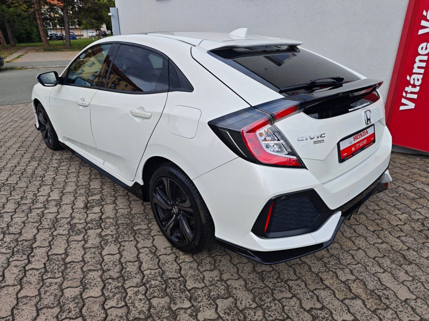 Honda Civic, 1.5 Turbo Sport Plus 134kW 6MT - fotka 4