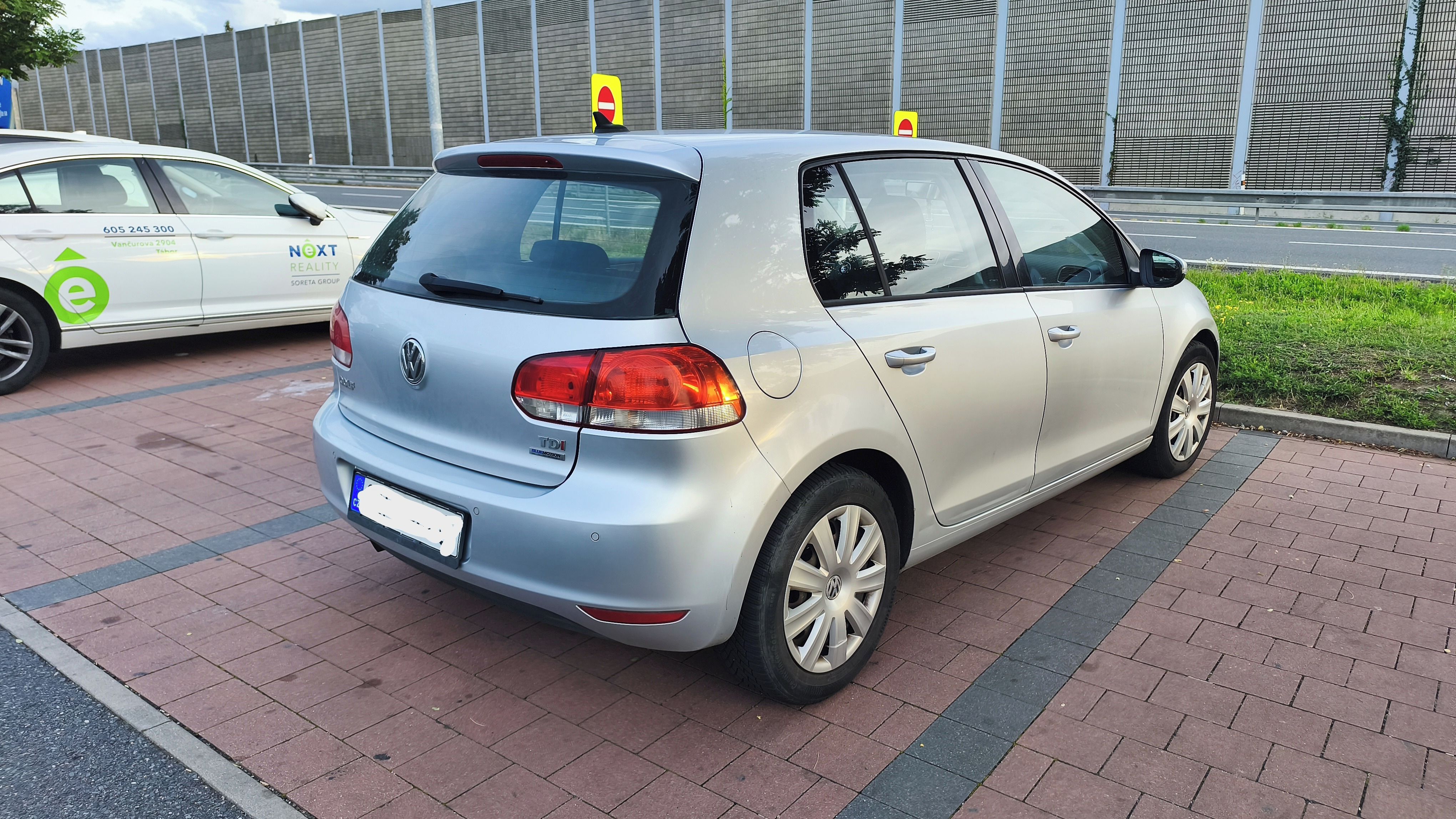 Volkswagen Golf, 1.6.TDI - fotka 4