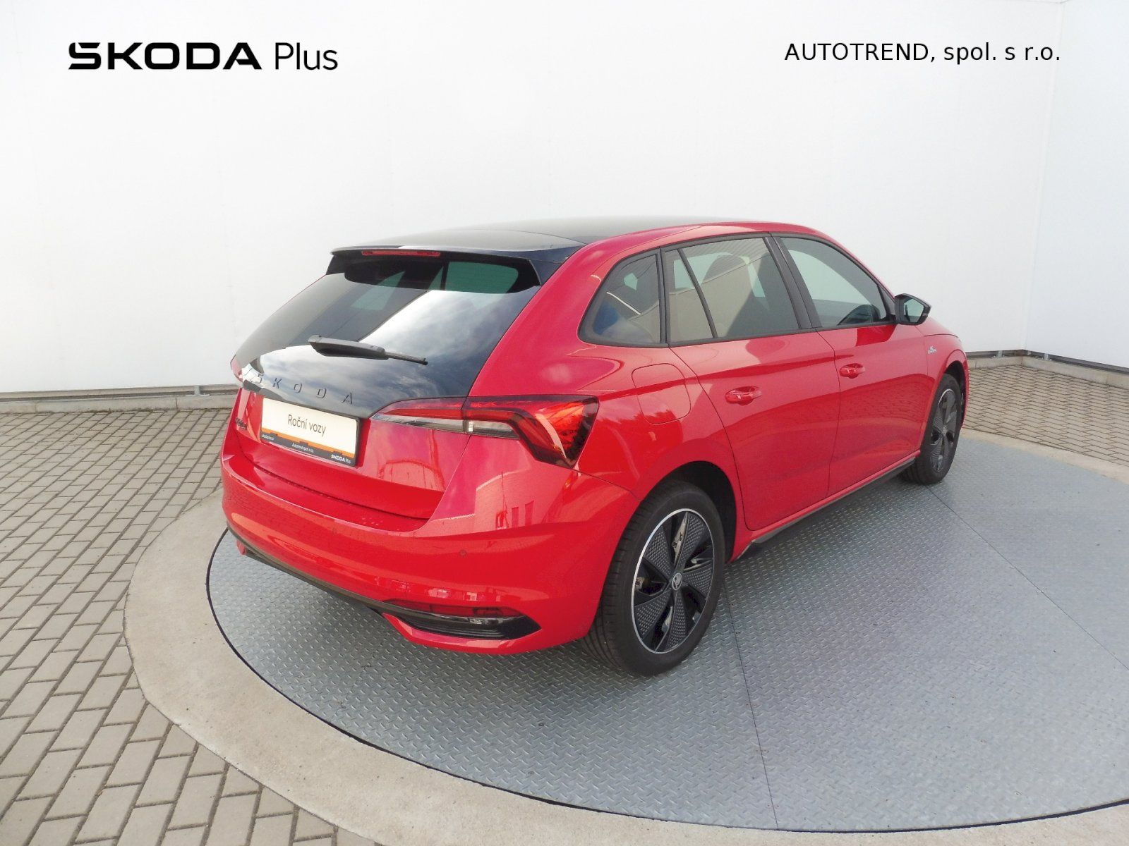 Škoda Scala, Monte Carlo 1,0 TSI 85kW DSG - fotka 2