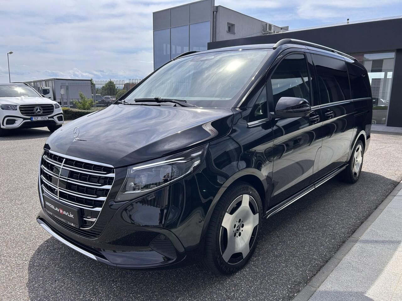 Mercedes-Benz Třídy V, V 300d 4MATIC L Exclusive AIRM - fotka 2