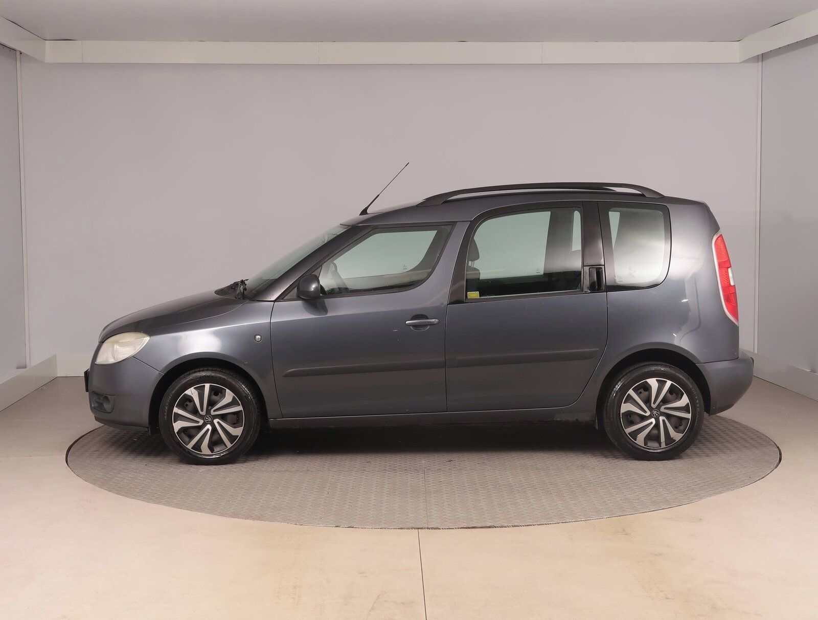 Škoda Roomster, 1.2 12V, Ambition, Serv.kniha - fotka 3