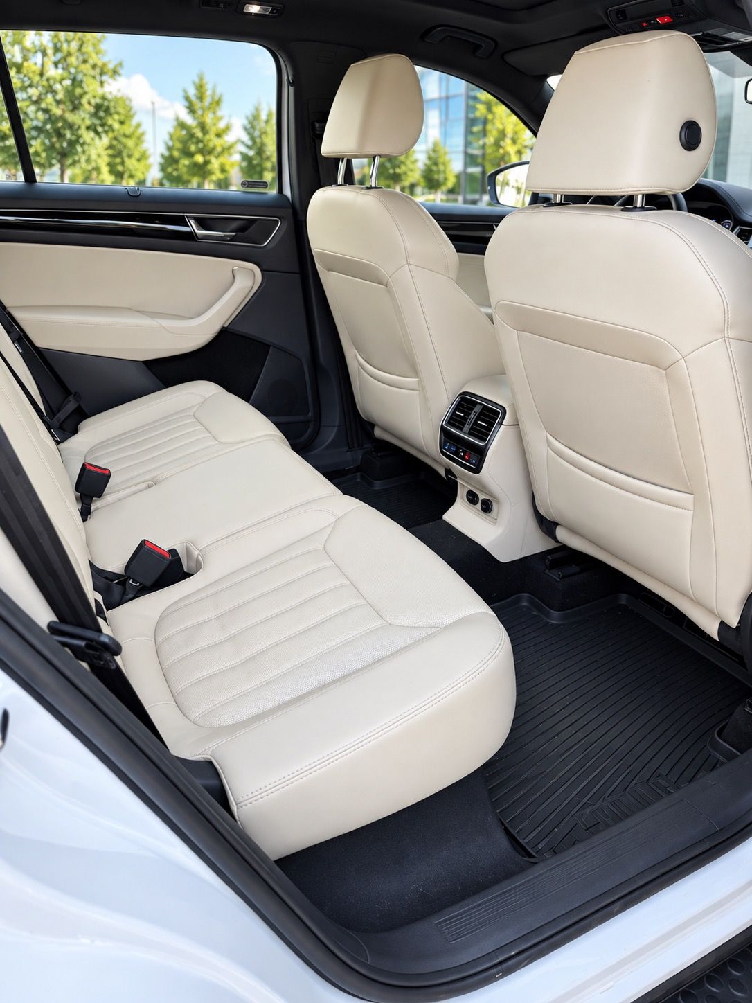 Škoda Kodiaq, 2.0TSI L&K - fotka 2