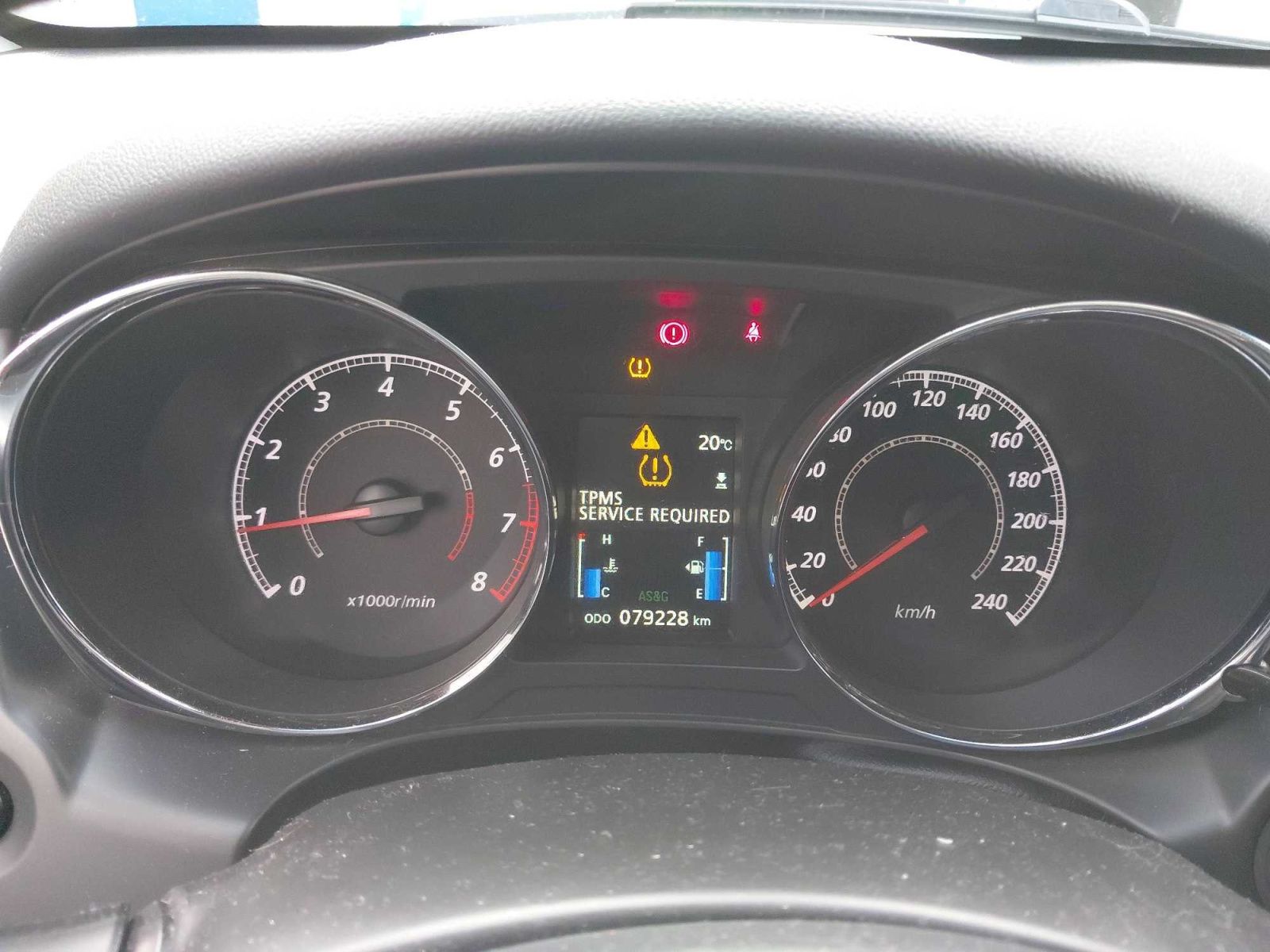 Mitsubishi ASX, 1.6 MIVEC, ČR,1.maj - fotka 3