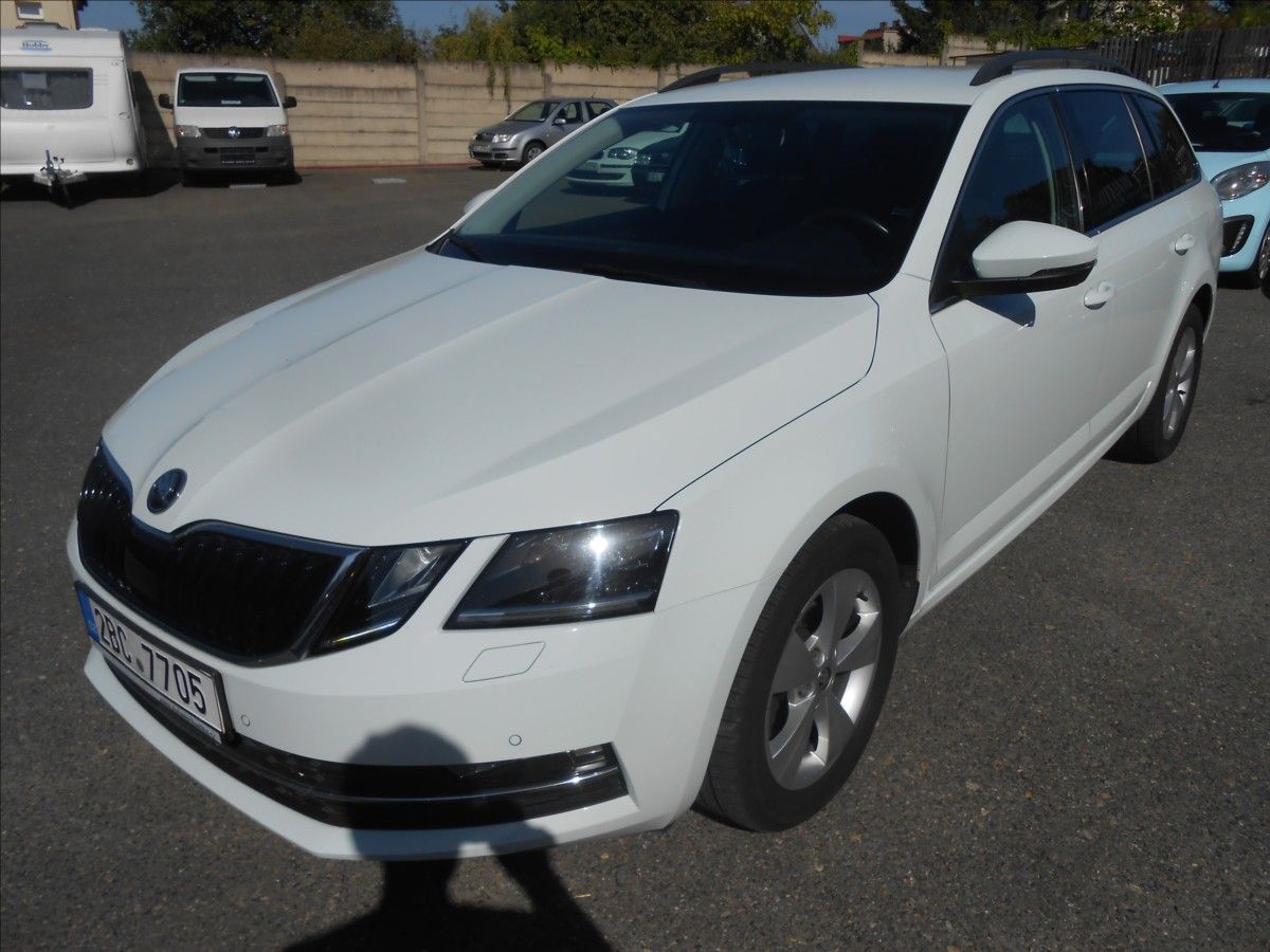Škoda Octavia, 1,6 TDi 85Kw DSG, CZ!!