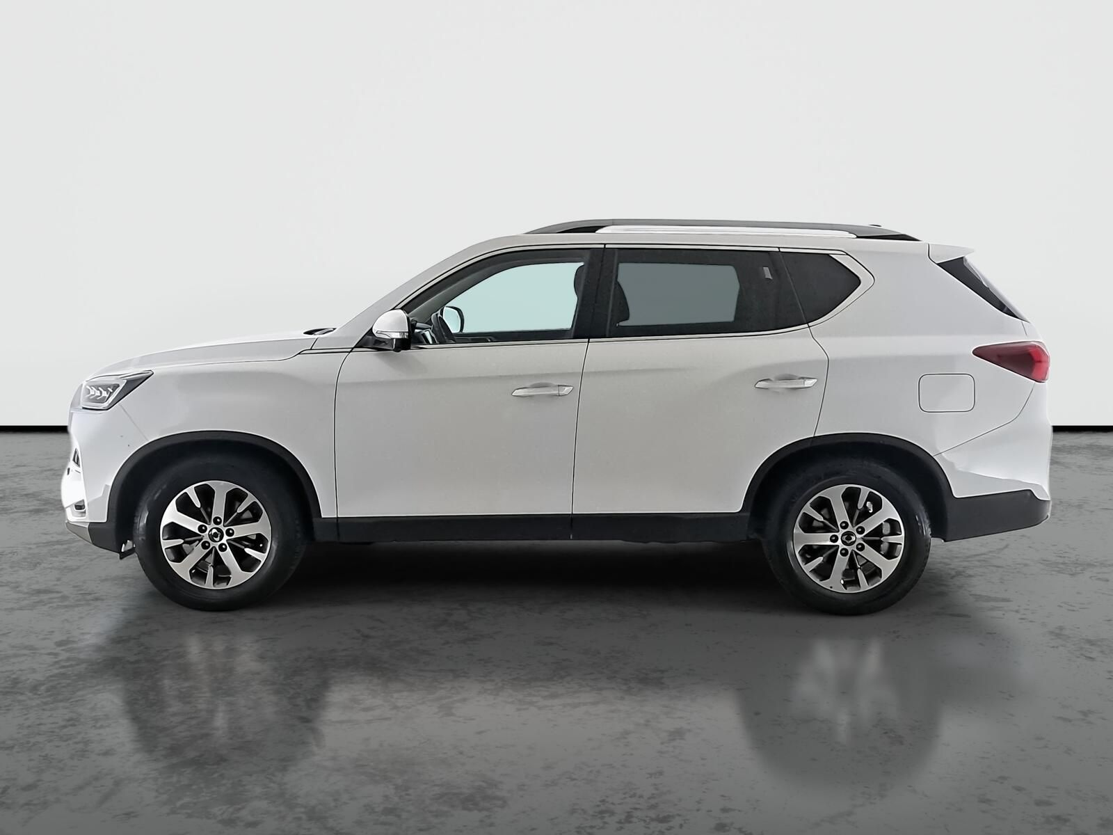 SsangYong Rexton, 2.2 Diesel, 4X4, Automat, ČR - fotka 3