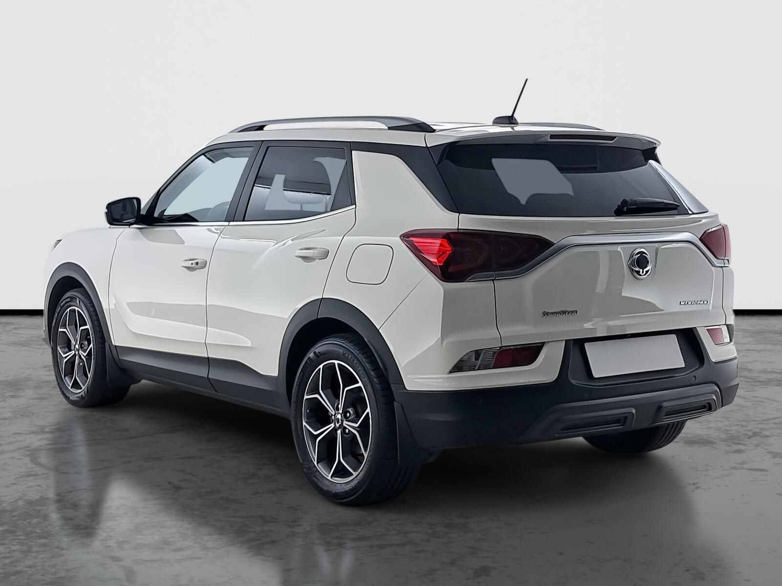SsangYong Korando, 1.5 T-GDI, Automat, ČR,1.maj - fotka 4