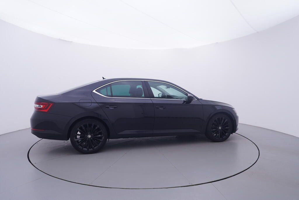 Škoda Superb, Style 2.0 TDI 140 kW - fotka 6