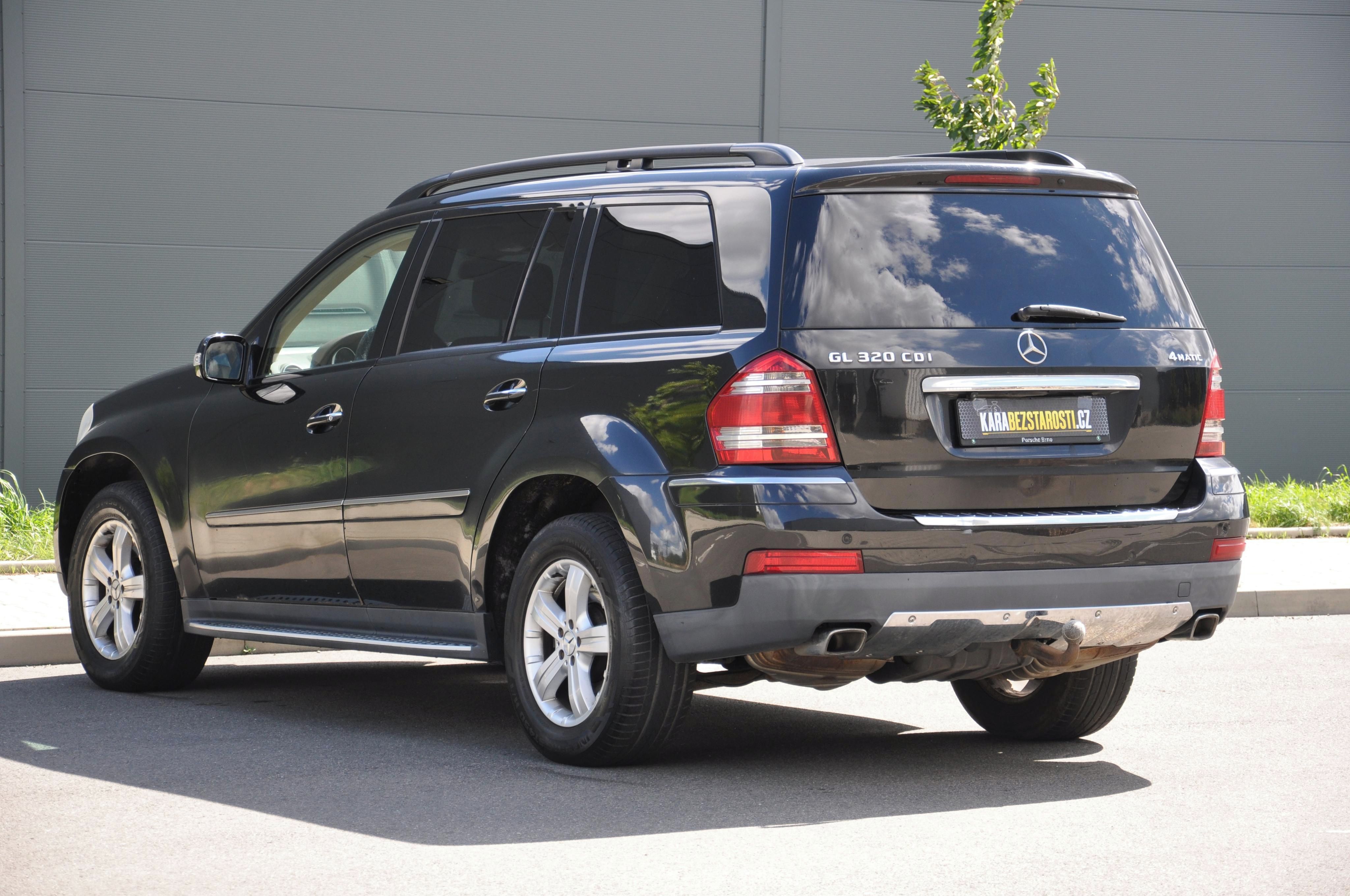 Mercedes-Benz GL, 4MATIC, AIRMATIC, bez nehod - fotka 6