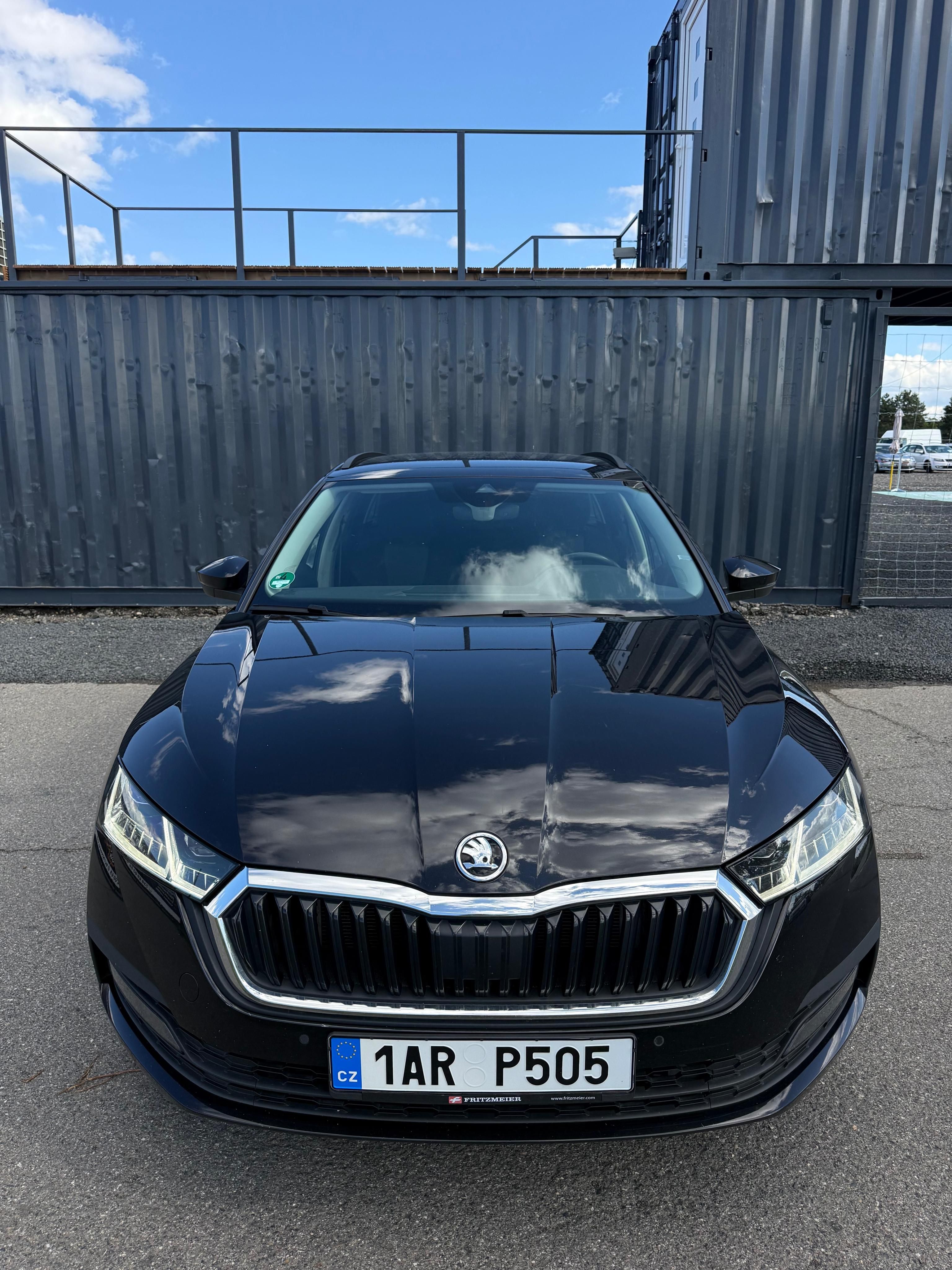 Škoda Octavia, OCTAVIA TOUR - fotka 2