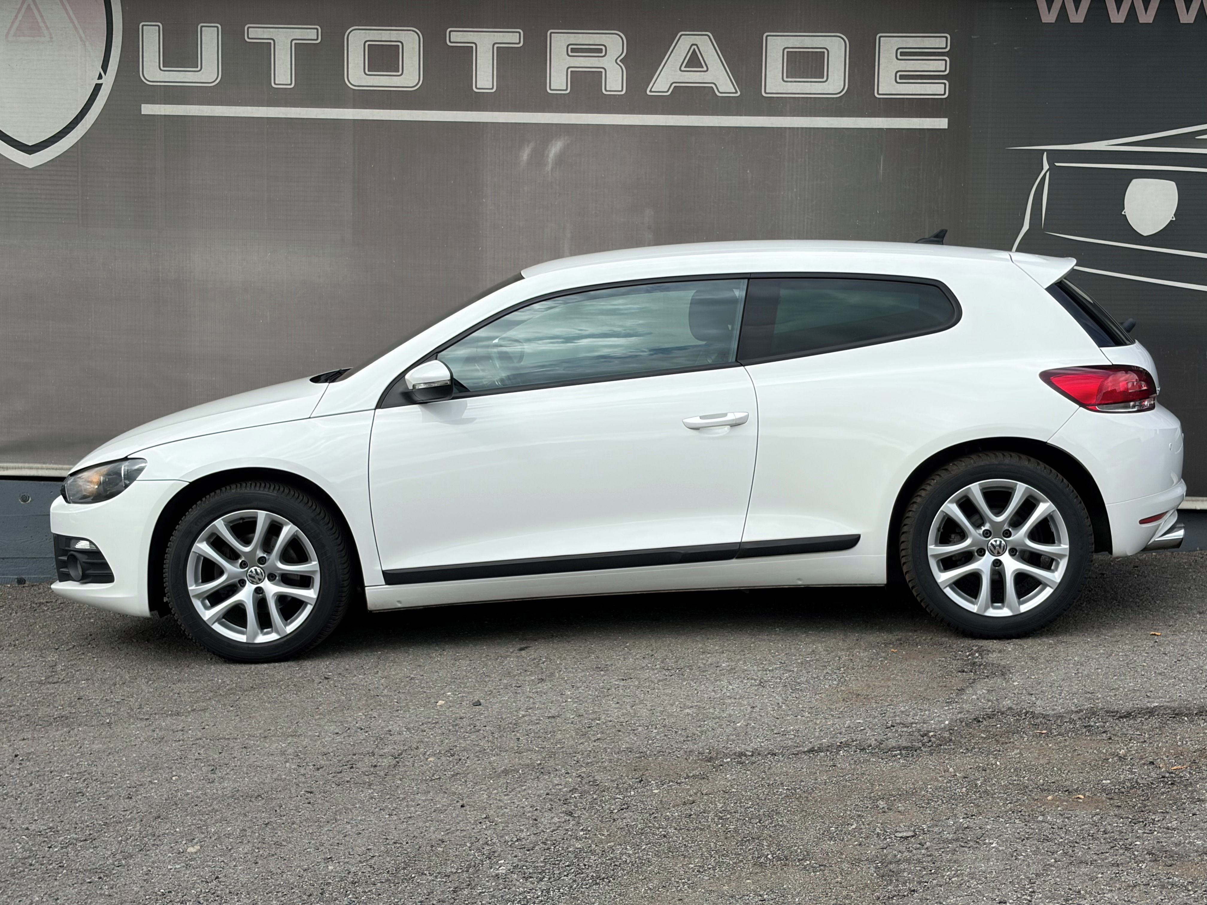 Volkswagen Scirocco, 1.4 TSi 90kW, DigiKLIMA, REMUS - fotka 2