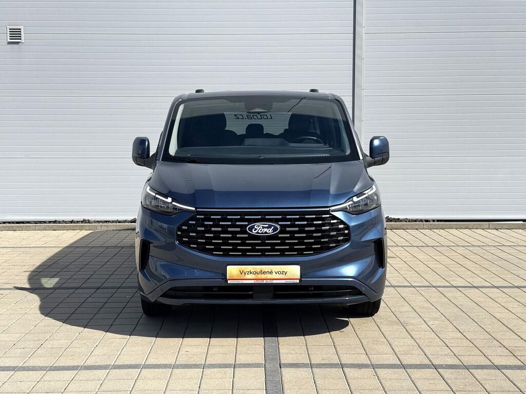 Ford Tourneo Custom, Titanium L2 2.0 EcoBlue 125 kW - fotka 2
