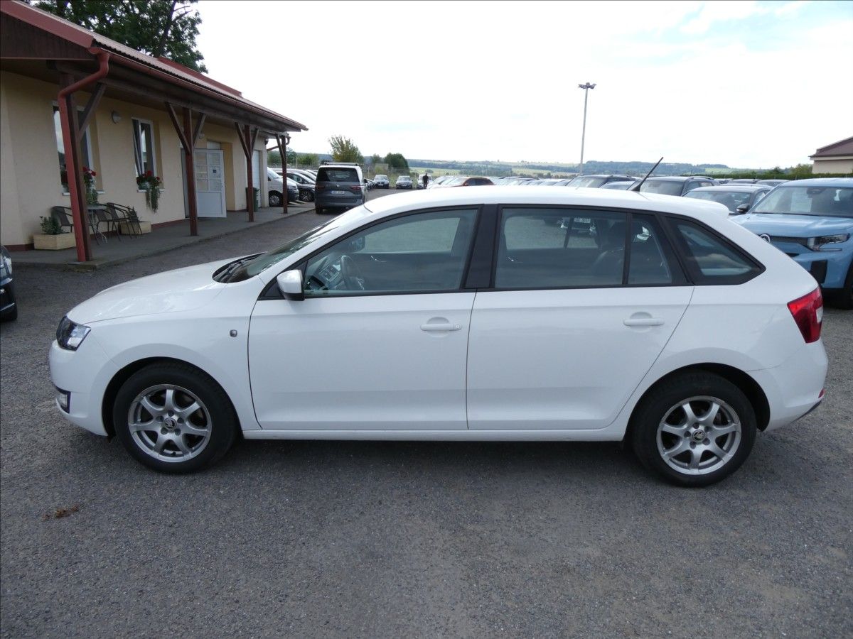 Škoda Rapid, 1,2 TSI 77kW Style Spaceback - fotka 6