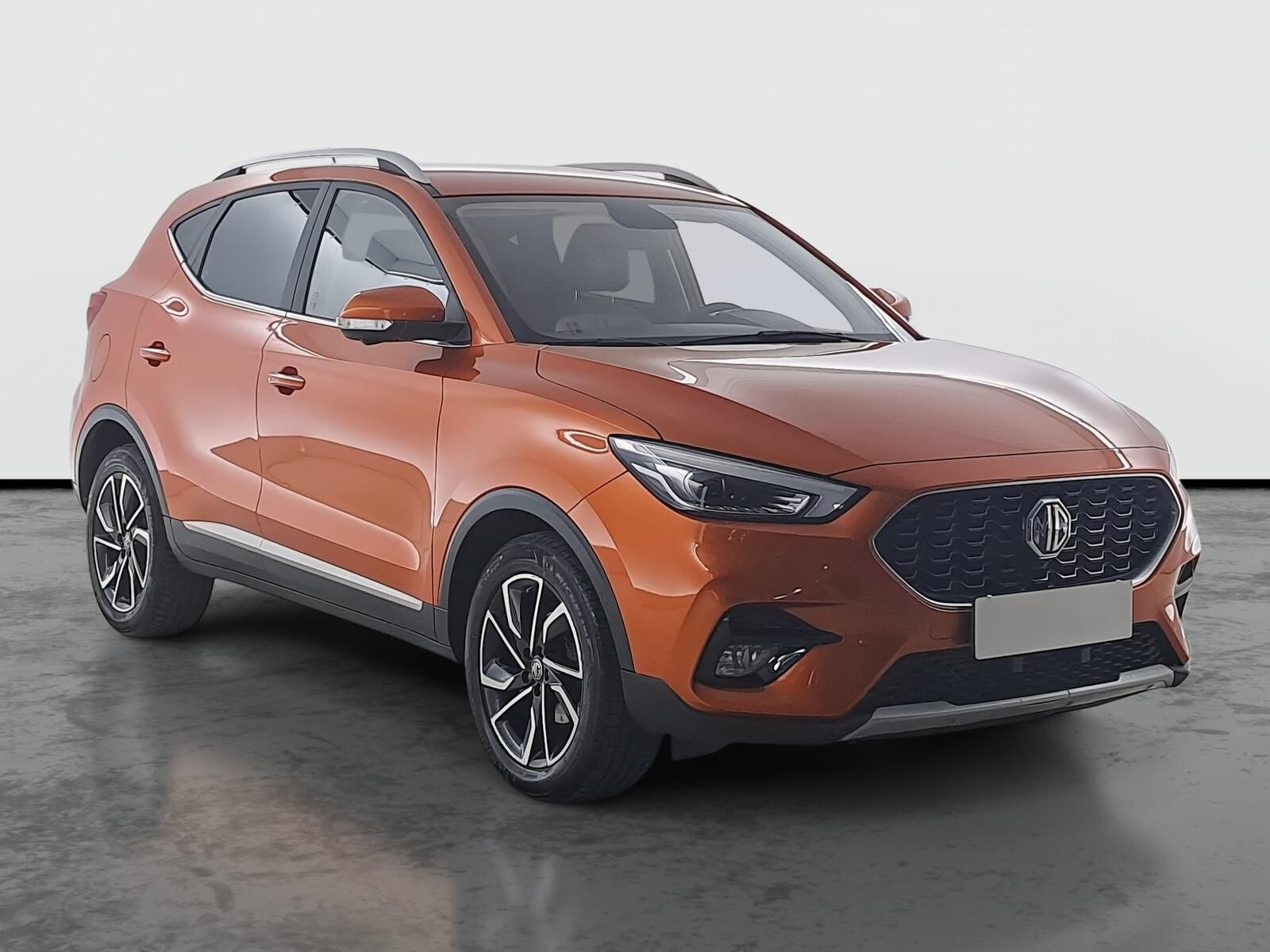 MG ZS, 1.0 Turbo, Automat, ČR,1.maj