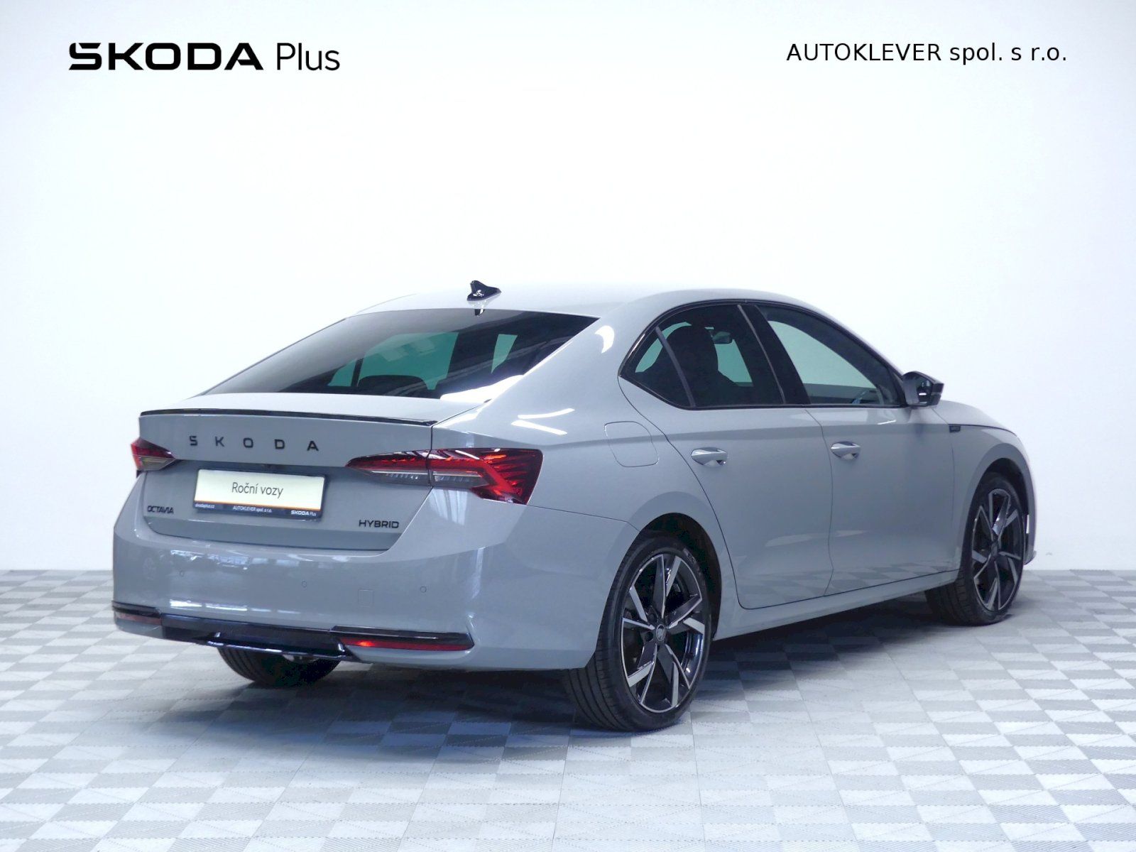 Škoda Octavia, SportLine DSG 1.5TSI 110kW - fotka 2