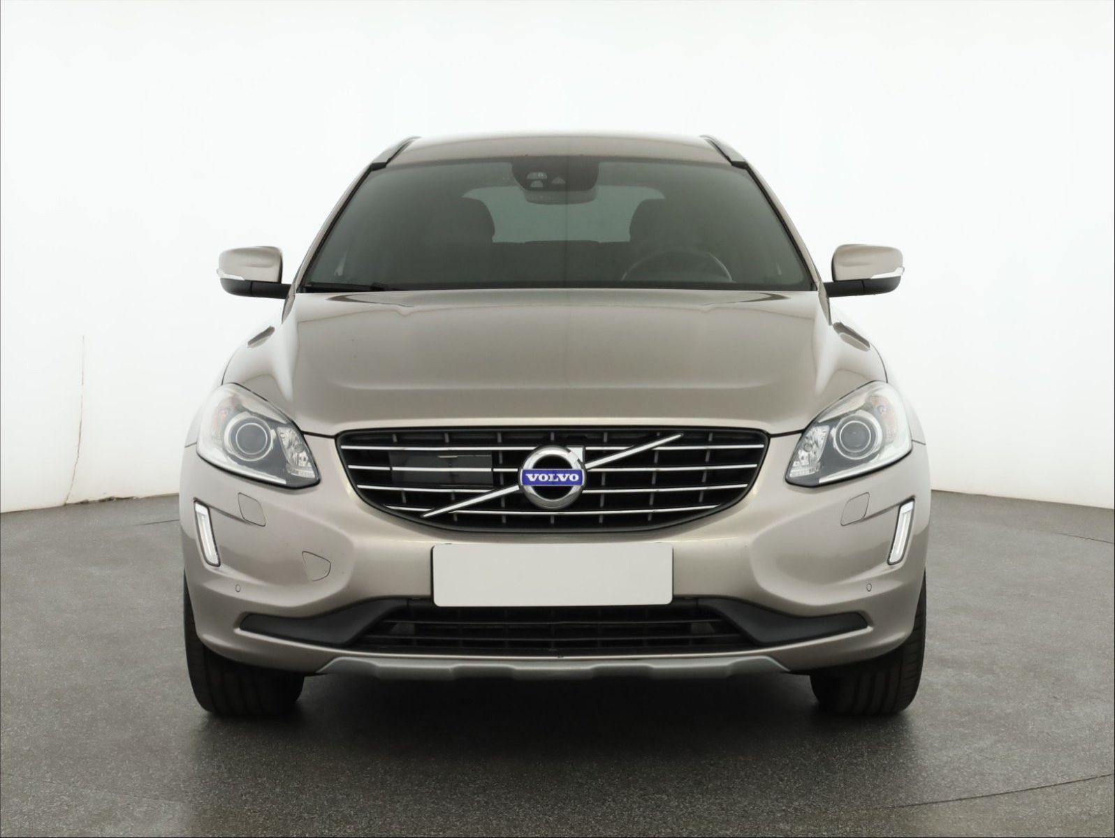 Volvo XC60, D5, Summum, 4X4, Automat - fotka 2