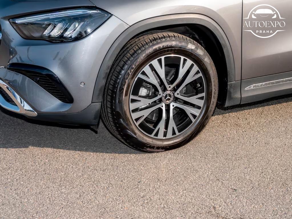 Mercedes-Benz GLA, 200d PROGRESSIVE*TAŽNÉ - fotka 5
