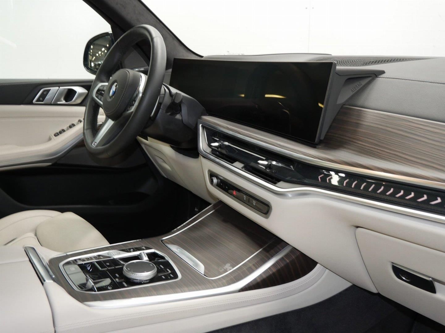 BMW X7, X7 40i xDrive 7míst - fotka 5