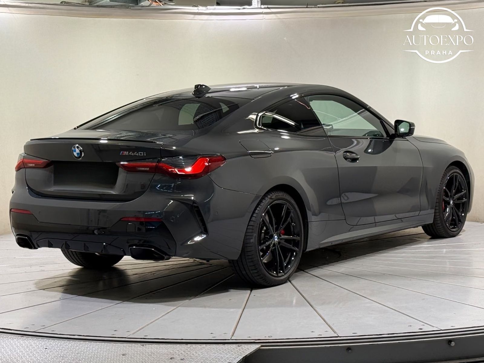 BMW Řada 4, M440i xDrive Coupé Pro - fotka 3