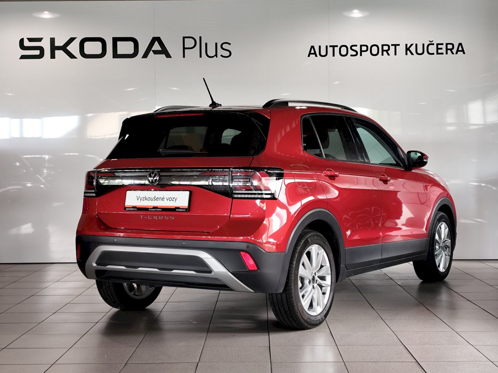 Volkswagen T-Cross, T-CROSS LIFE 1.0 TSI 85 KW - fotka 2