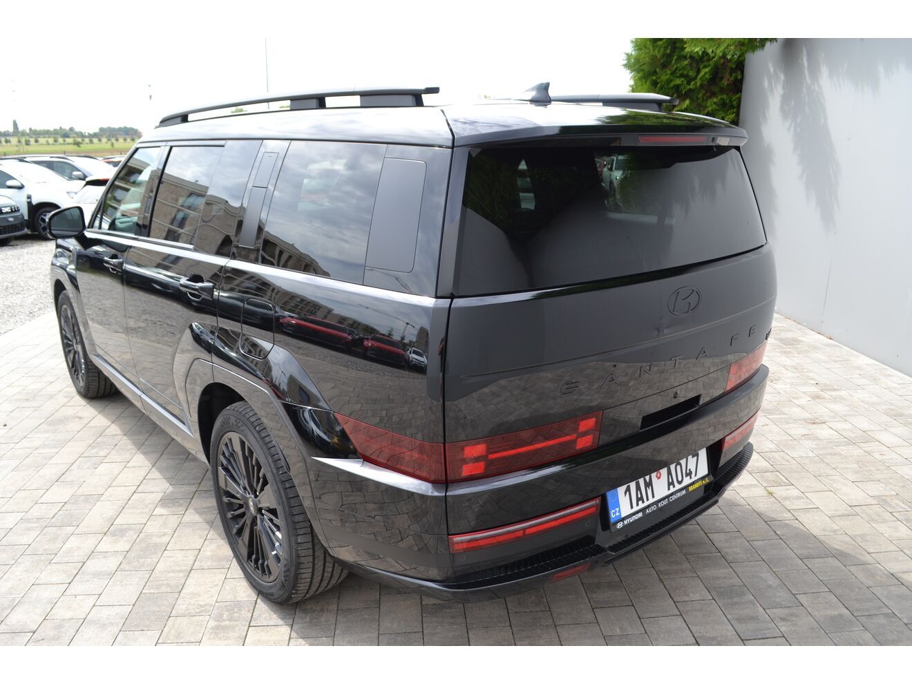 Hyundai Santa Fe, 1.6T-GDI HEV 4WD CALLIGRAPHY 7 - fotka 3