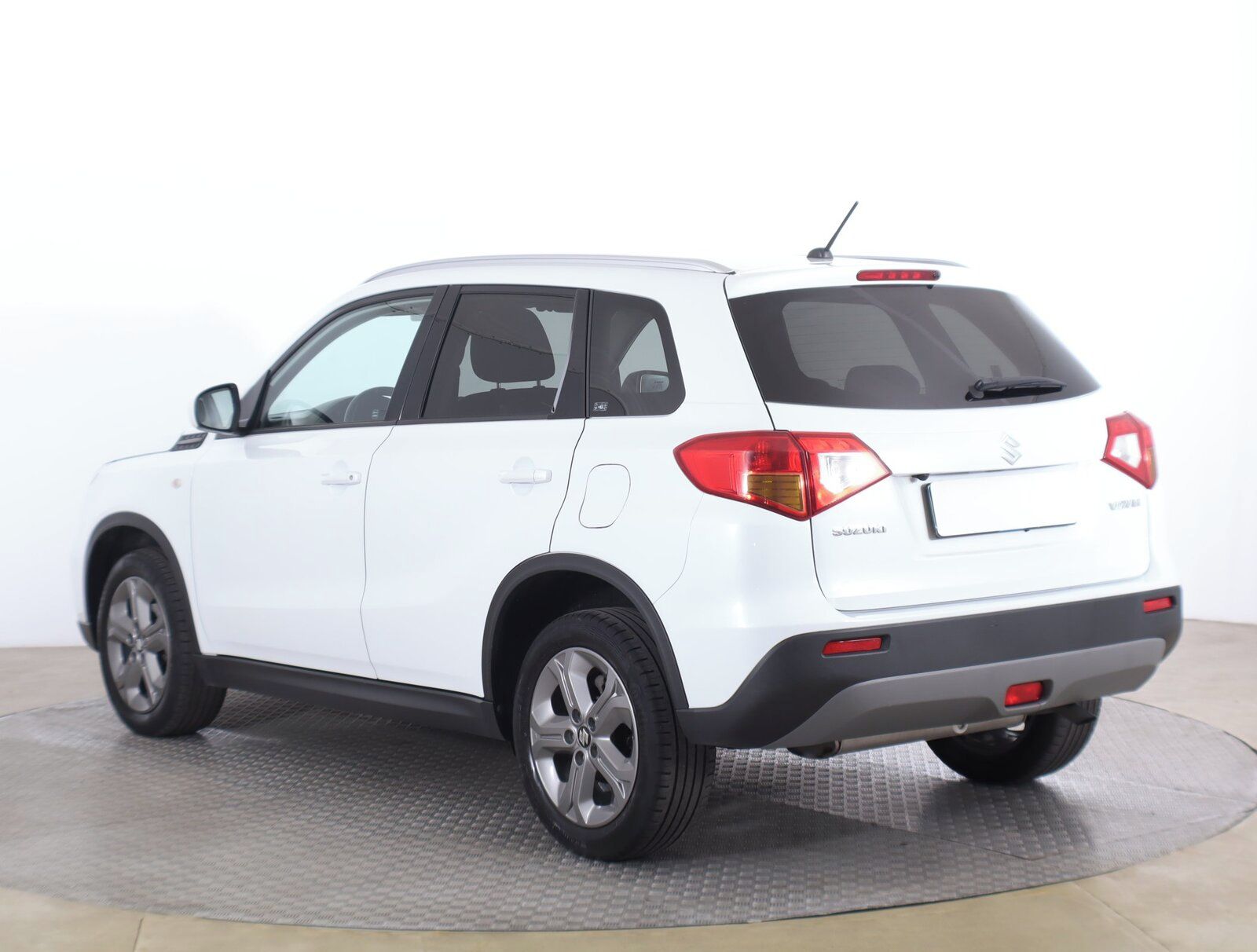 Suzuki Vitara, 1.6 VVT, GL + - fotka 4