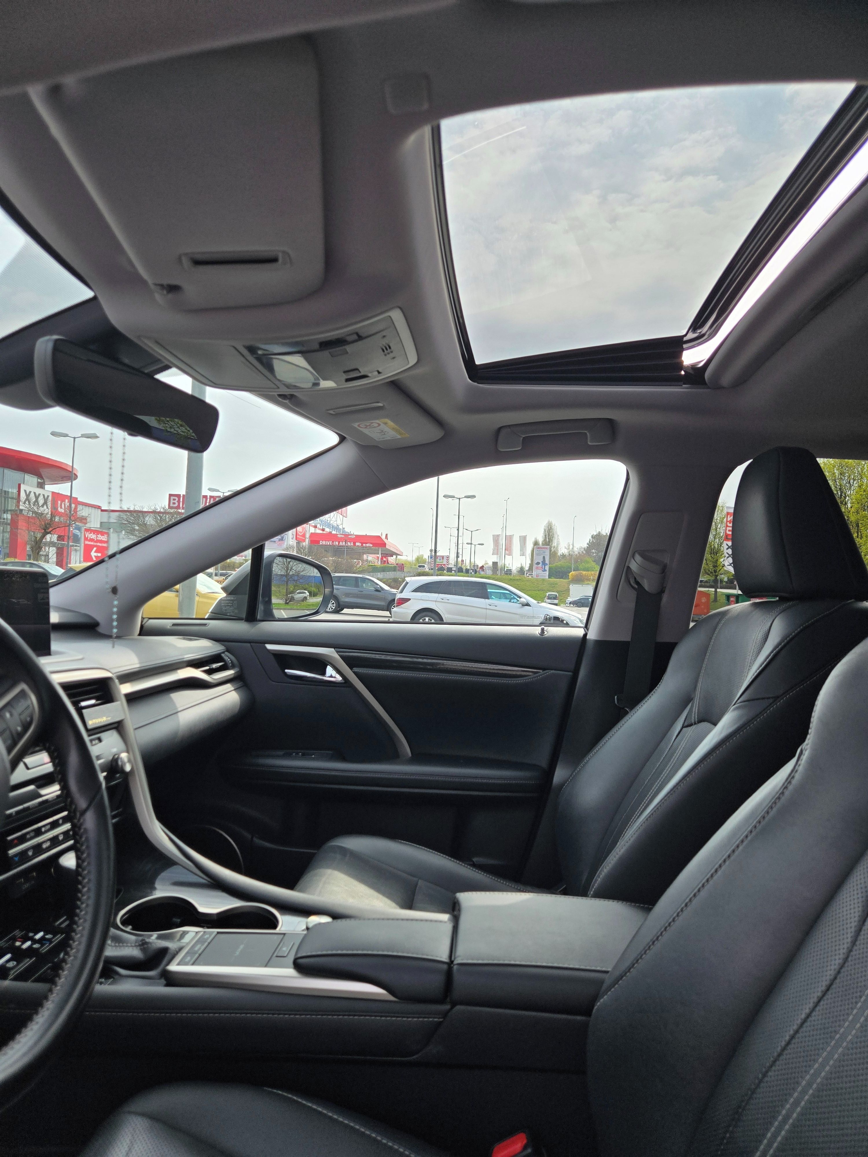 Lexus RX 450h, 11/2021 - 1 Owner - Sunroof - fotka 2