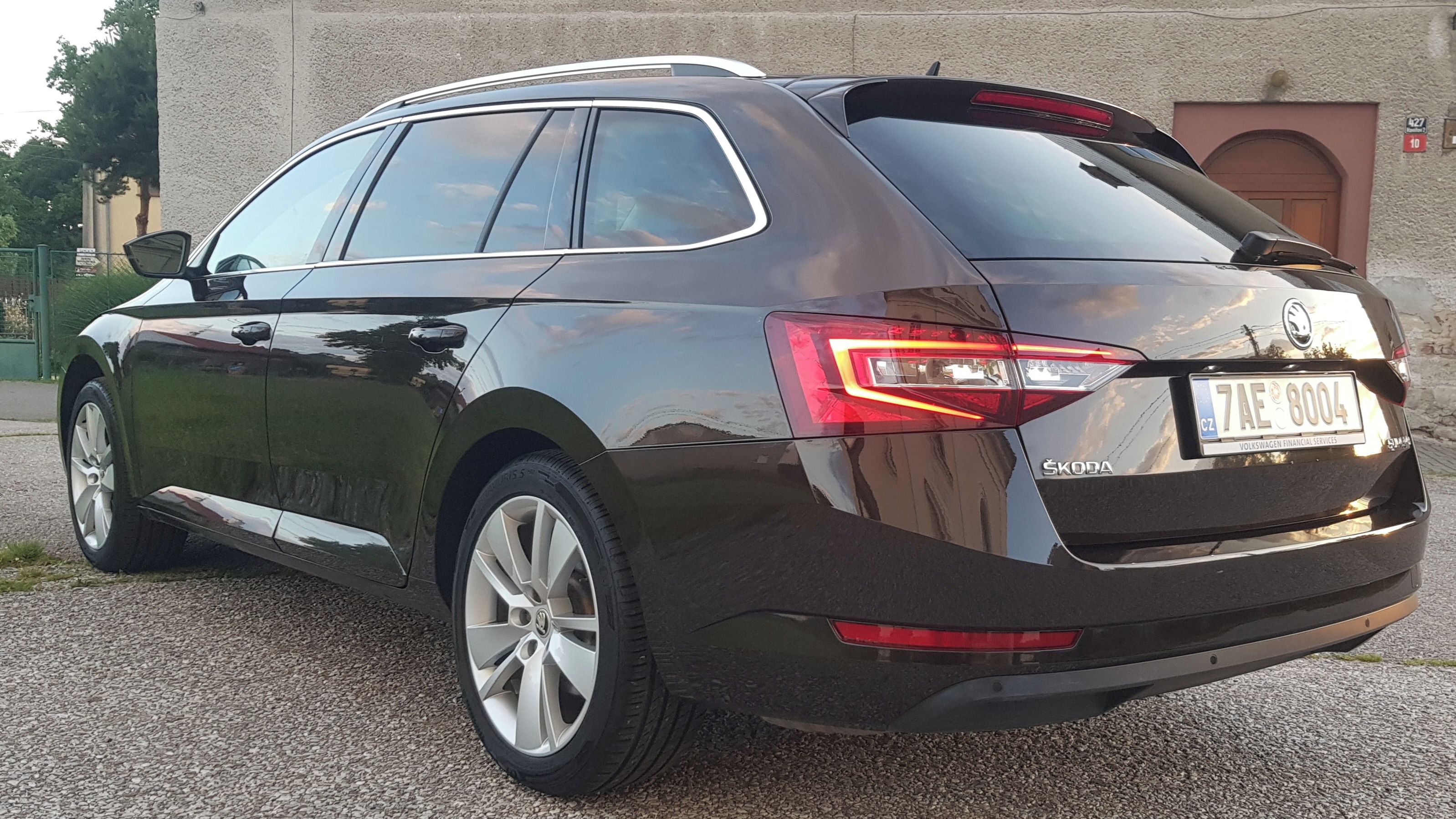 Škoda Superb, 2.0 TDI 140KW 4x4  Style - fotka 3