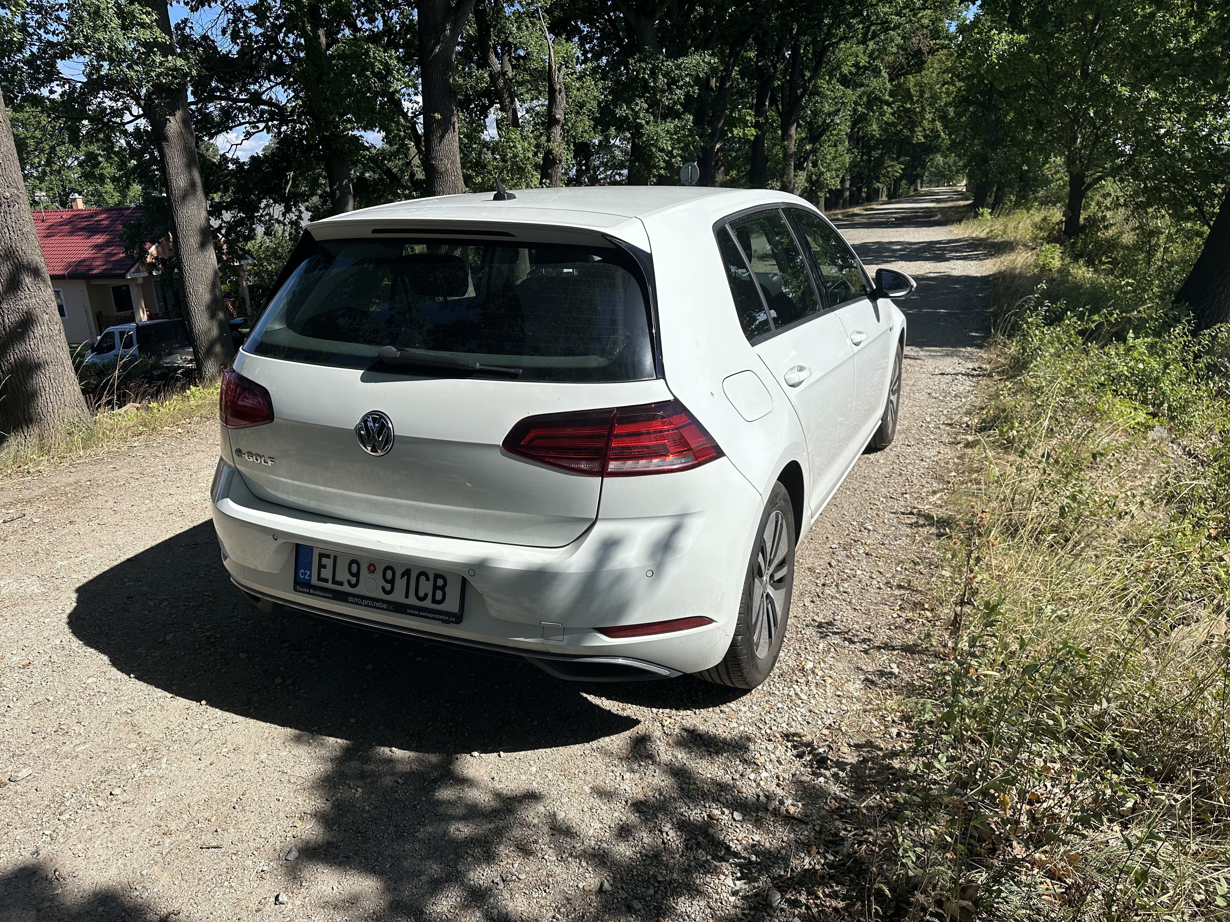 Volkswagen e-Golf, 2020 e-Golf 97kkm 92% SoH DPH - fotka 3