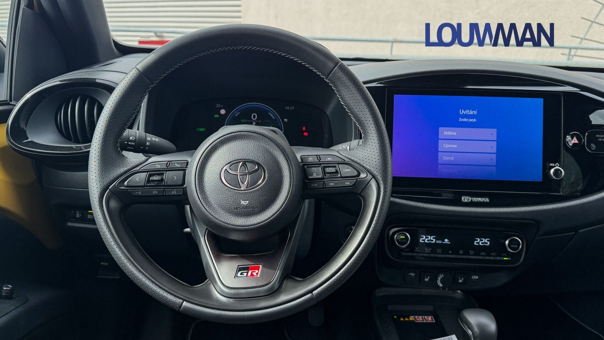 Toyota Aygo, 1.5HEV GR SPORT - fotka 6