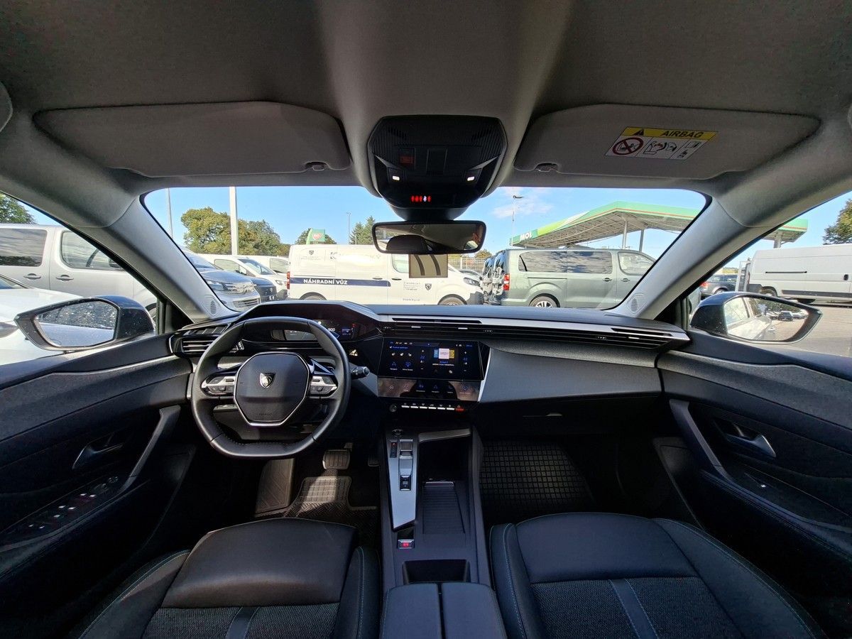 Peugeot 308, SW ALLURE 1,2 PT EAT8 - fotka 2