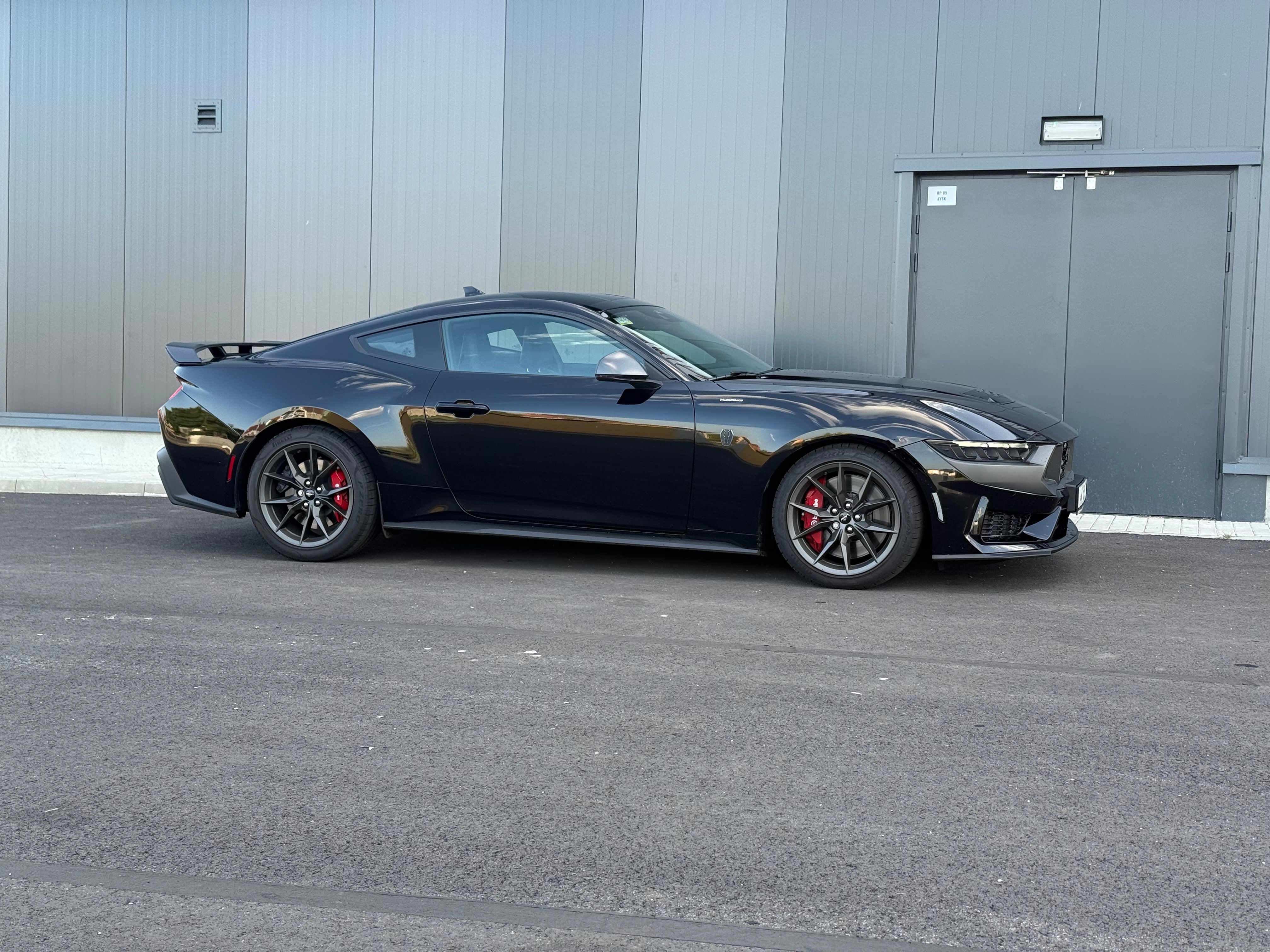 Ford Mustang, Dark Horse 334kW - fotka 6