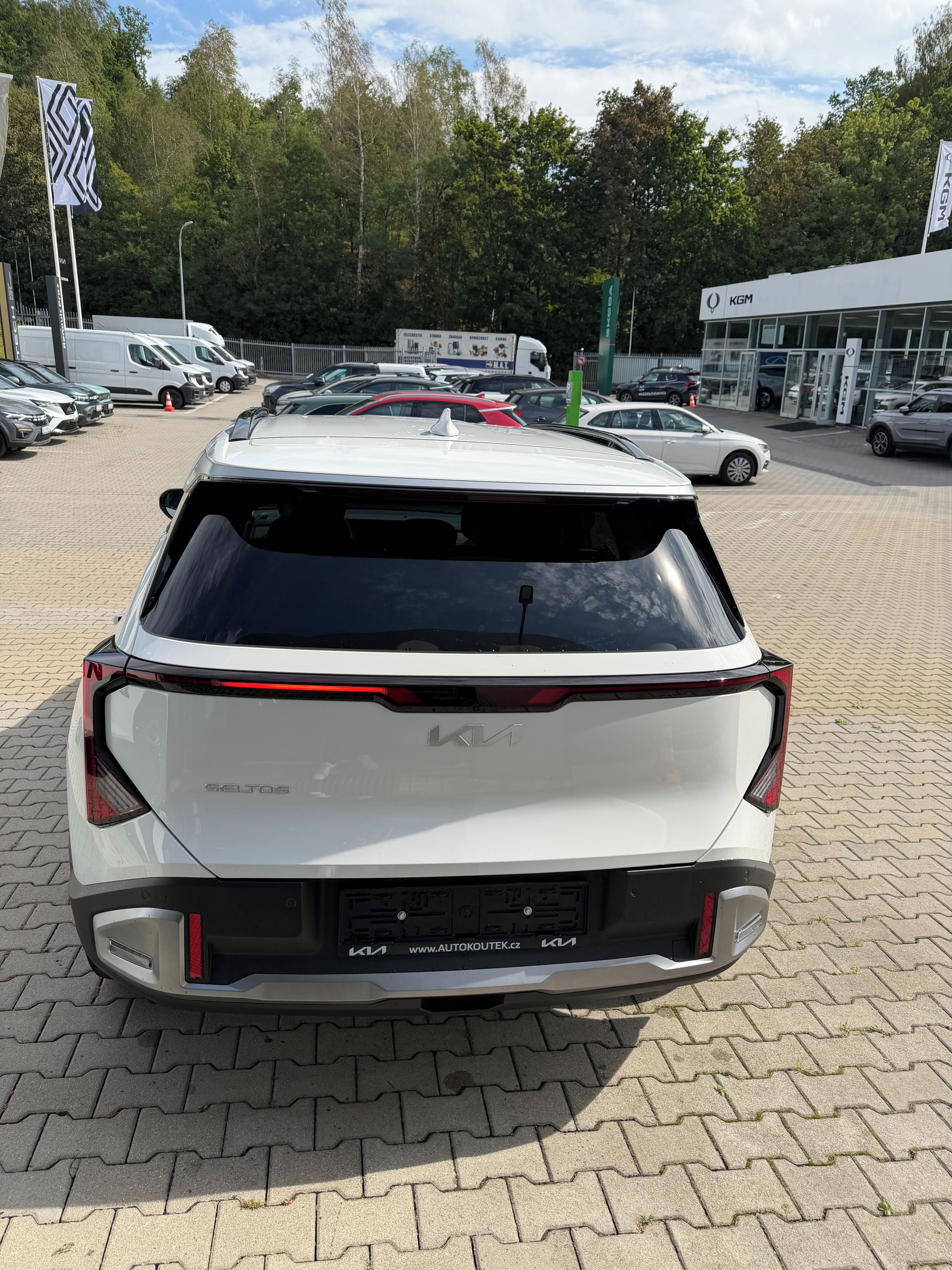Kia Seltos, 1.6 T-GDi 7DCT 4X2 EXCLUSIVE - fotka 6