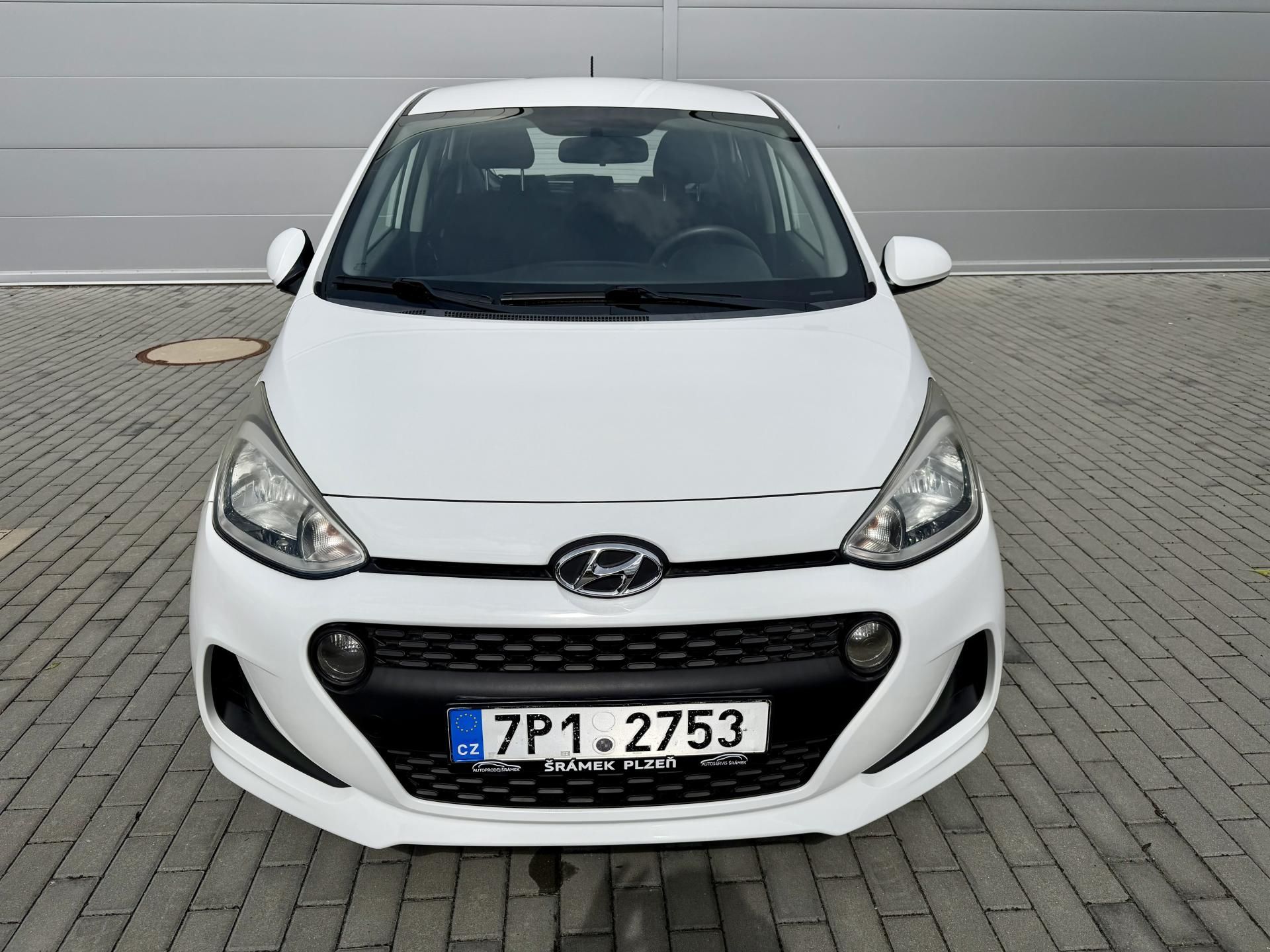 Hyundai i10, 1.0 49kW Family koup. ČR!!!