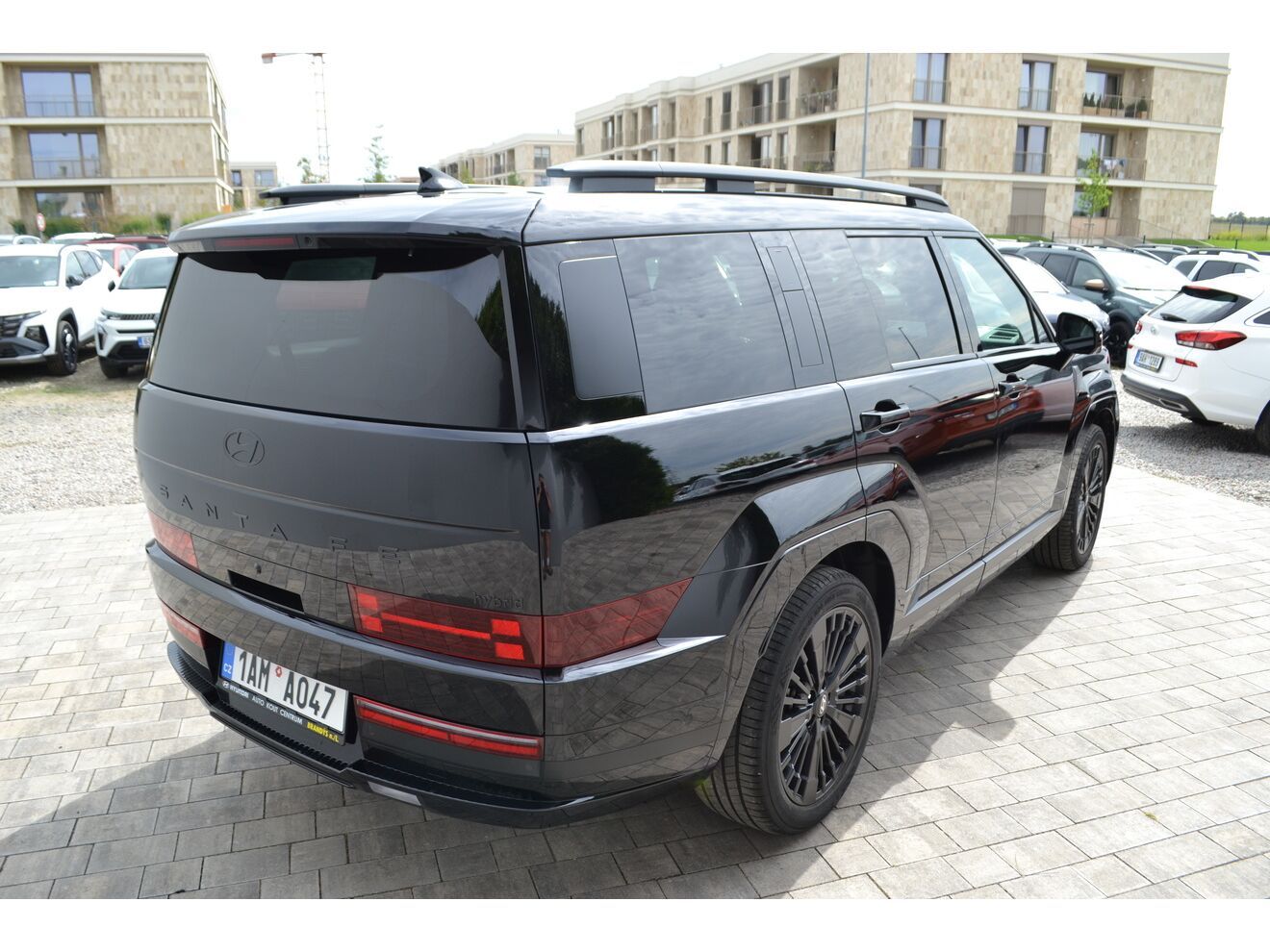 Hyundai Santa Fe, 1.6T-GDI HEV 4WD CALLIGRAPHY 7 - fotka 5