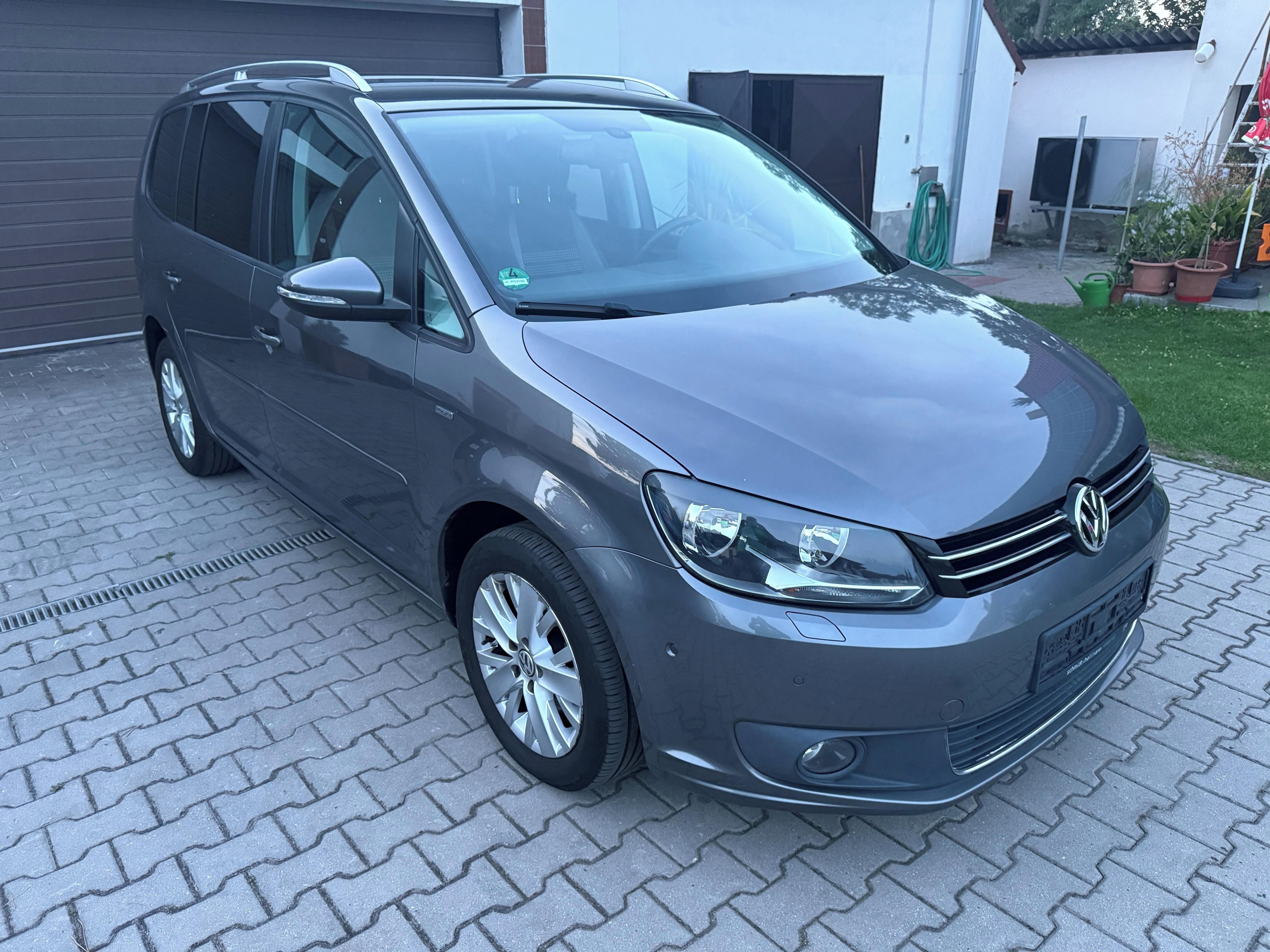 Volkswagen Touran, 1,4TSI 103KW - fotka 2