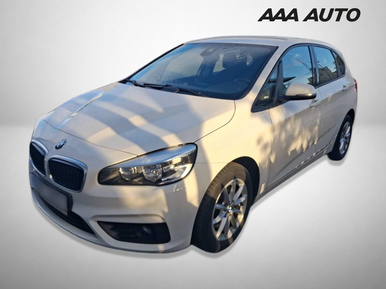 BMW Řada 2, 218i Active Tourer, Automat